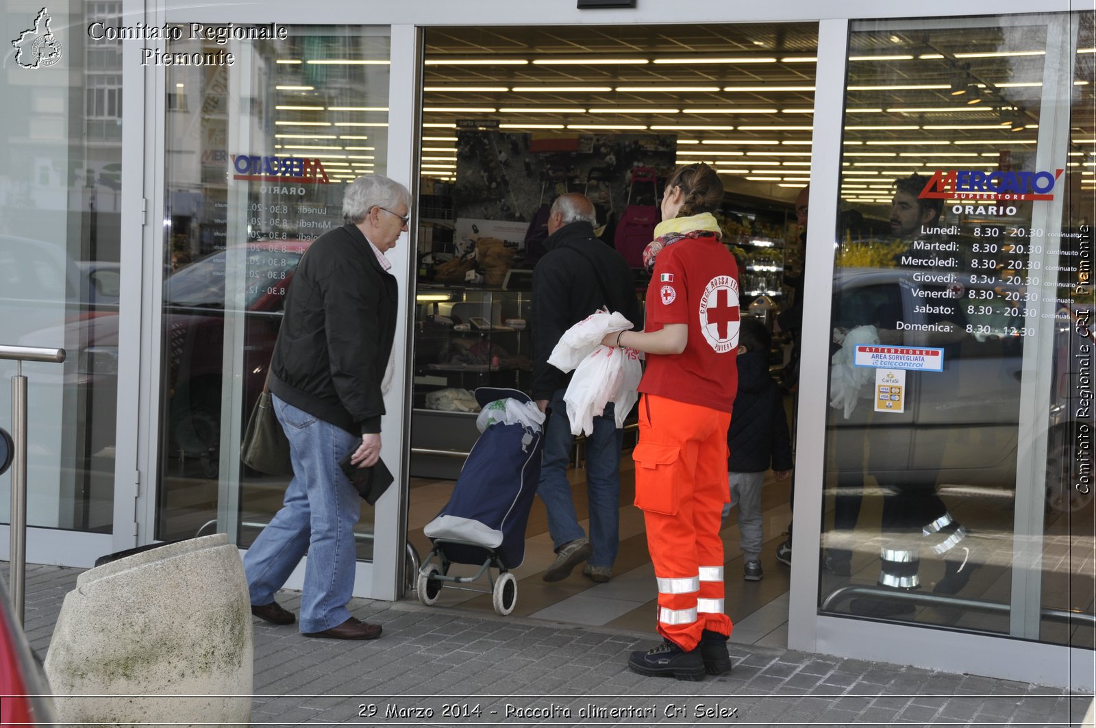 29 Marzo 2014 - Raccolta alimentari Cri Selex - Comitato Regionale del Piemonte