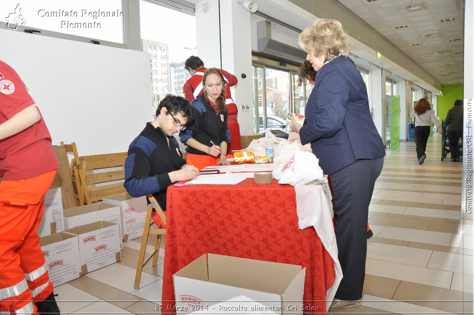 29 Marzo 2014 - Raccolta alimentari Cri Selex - Comitato Regionale del Piemonte