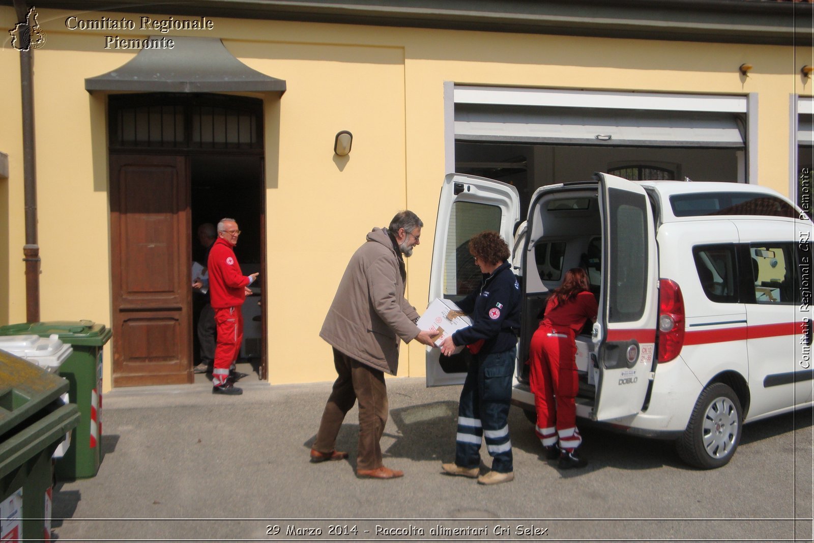 29 Marzo 2014 - Raccolta alimentari Cri Selex - Comitato Regionale del Piemonte