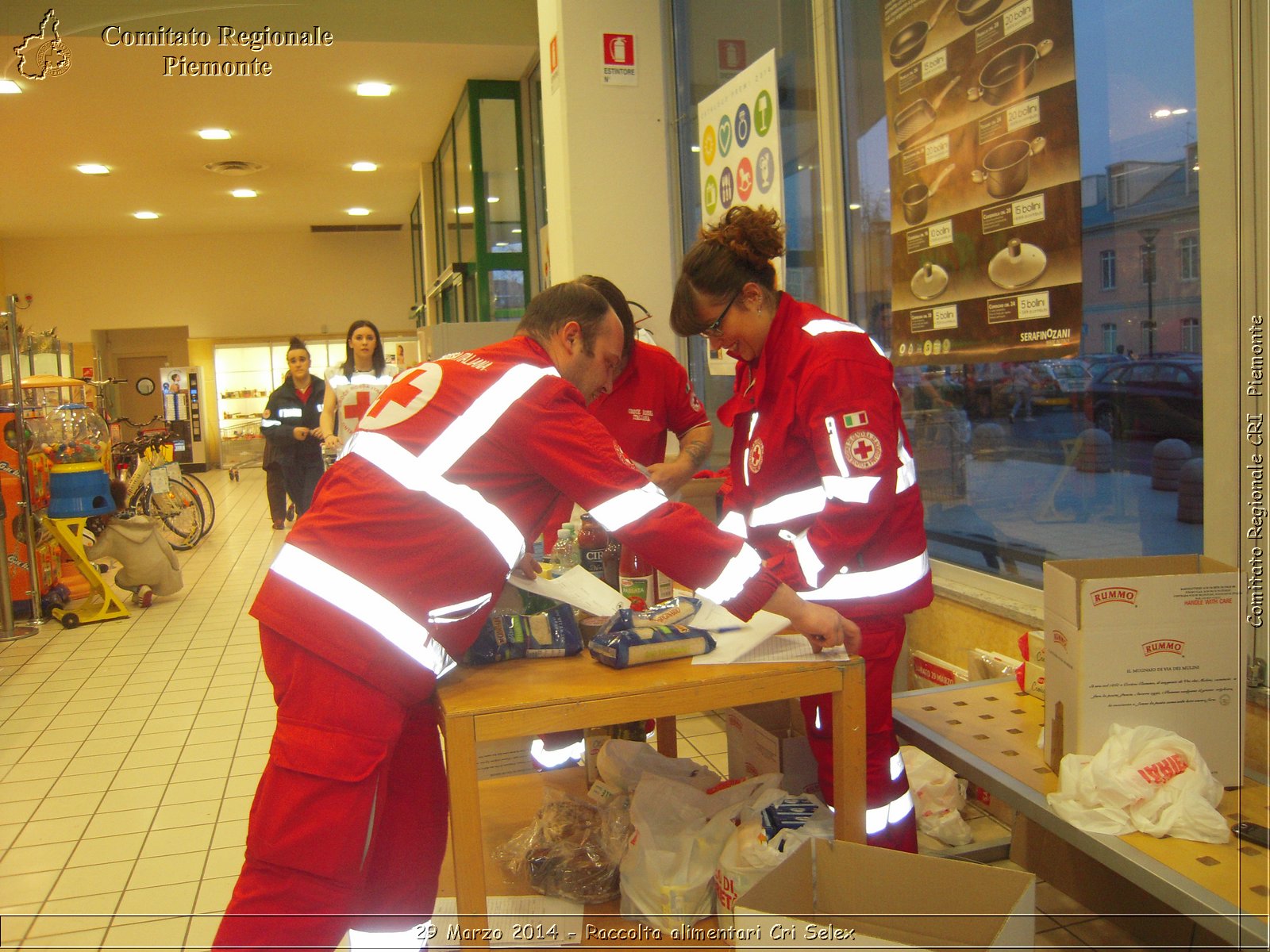 29 Marzo 2014 - Raccolta alimentari Cri Selex - Comitato Regionale del Piemonte