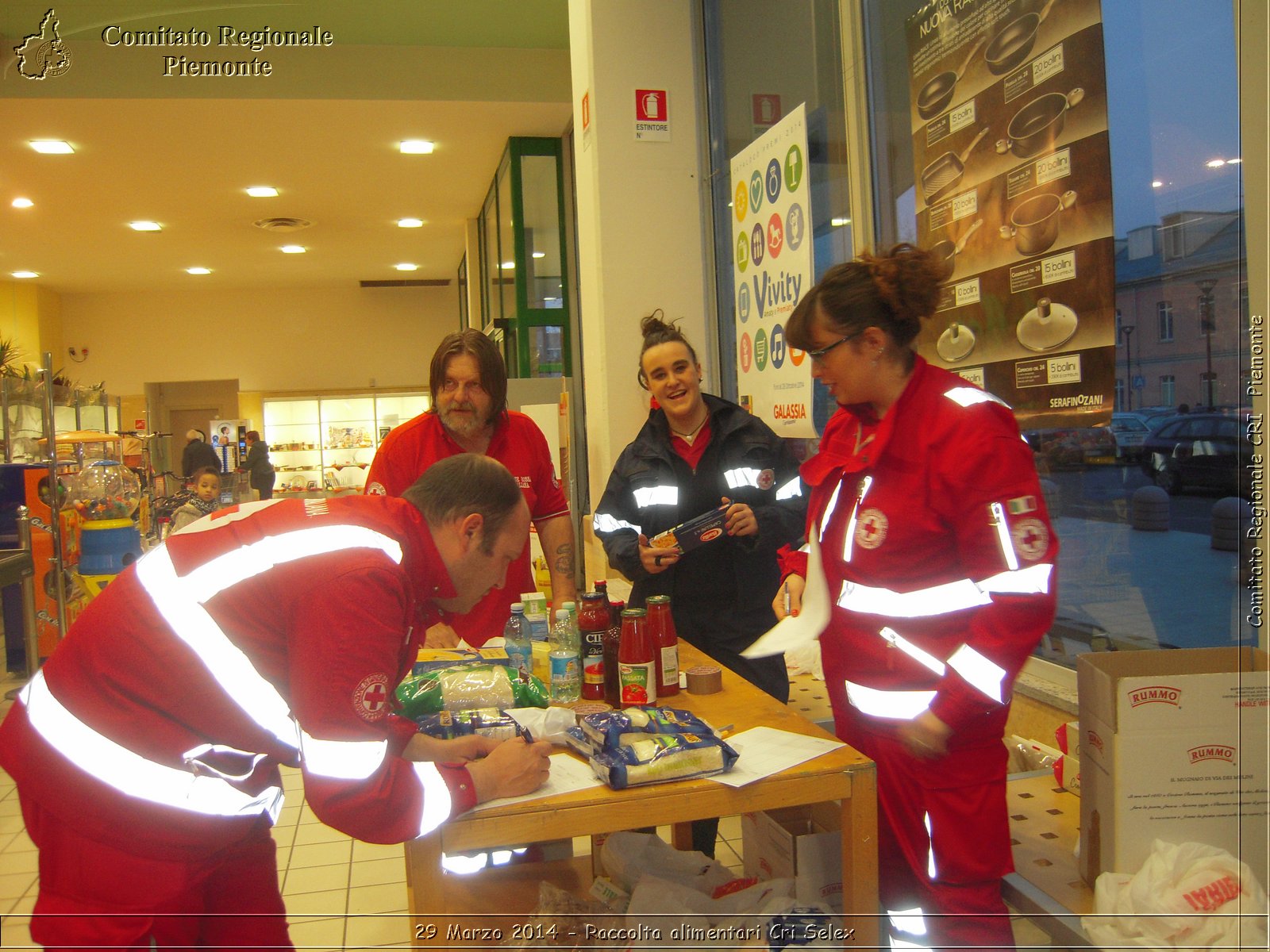 29 Marzo 2014 - Raccolta alimentari Cri Selex - Comitato Regionale del Piemonte