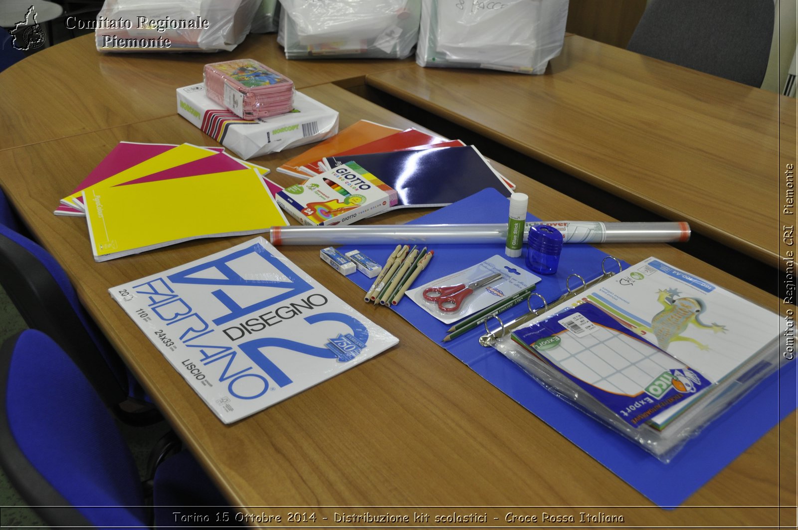 Torino 15 Ottobre 2014 - Distribuzione kit scolastici - Croce Rossa Italiana- Comitato Regionale del Piemonte