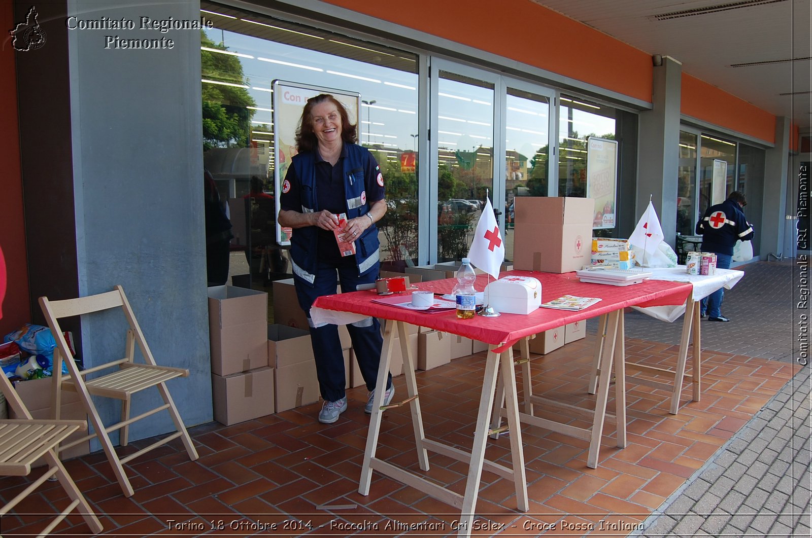 Torino 18 Ottobre 2014 - Raccolta Alimentari Cri Selex - Croce Rossa Italiana- Comitato Regionale del Piemonte