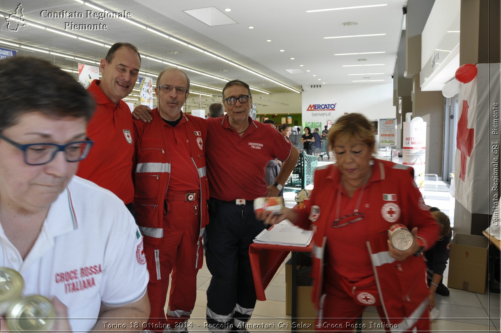 Torino 18 Ottobre 2014 - Raccolta Alimentari Cri Selex - Croce Rossa Italiana- Comitato Regionale del Piemonte