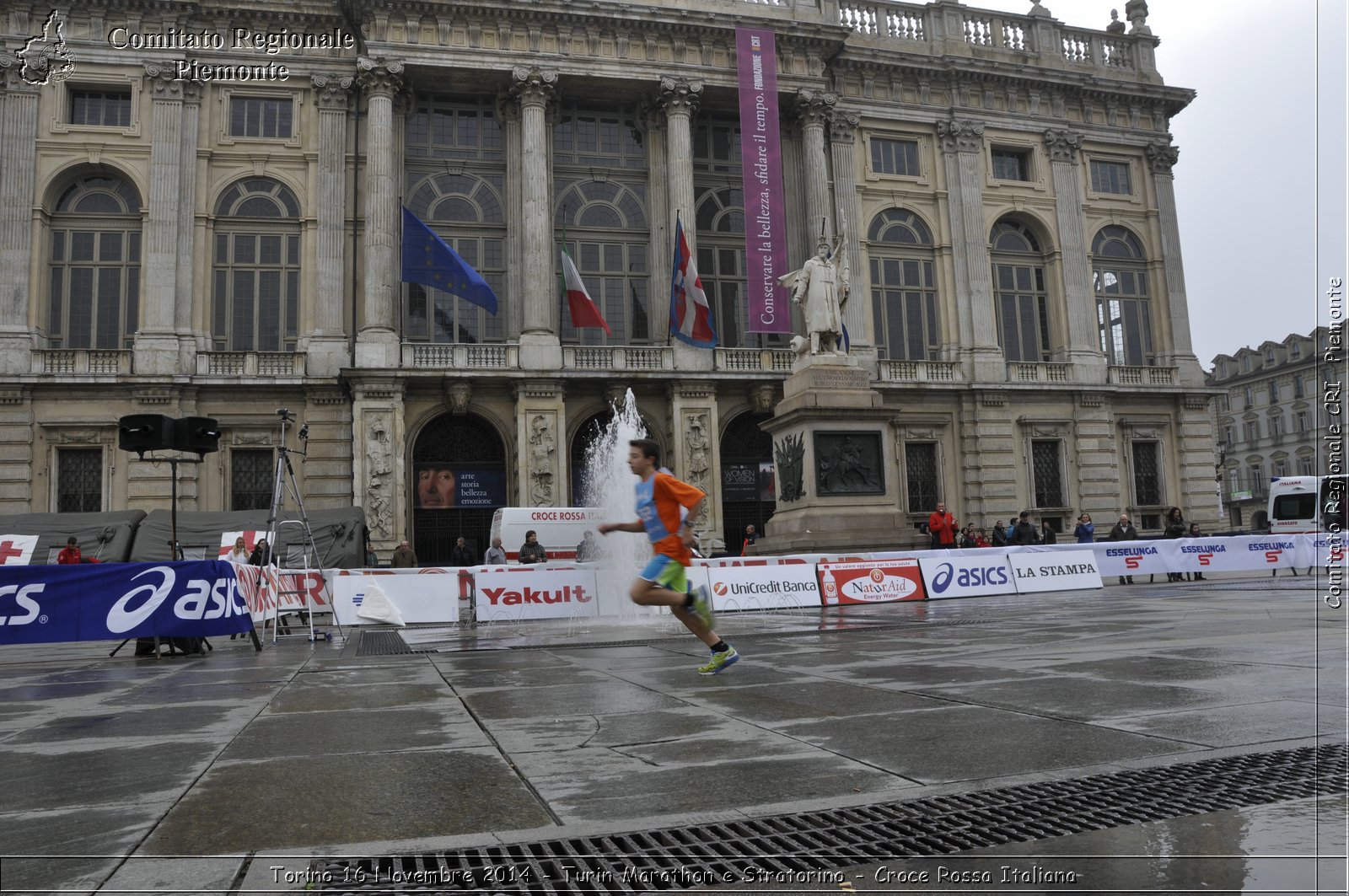 Torino 16 Novembre 2014 - Turin Marathon e Stratorino - Croce Rossa Italiana- Comitato Regionale del Piemonte