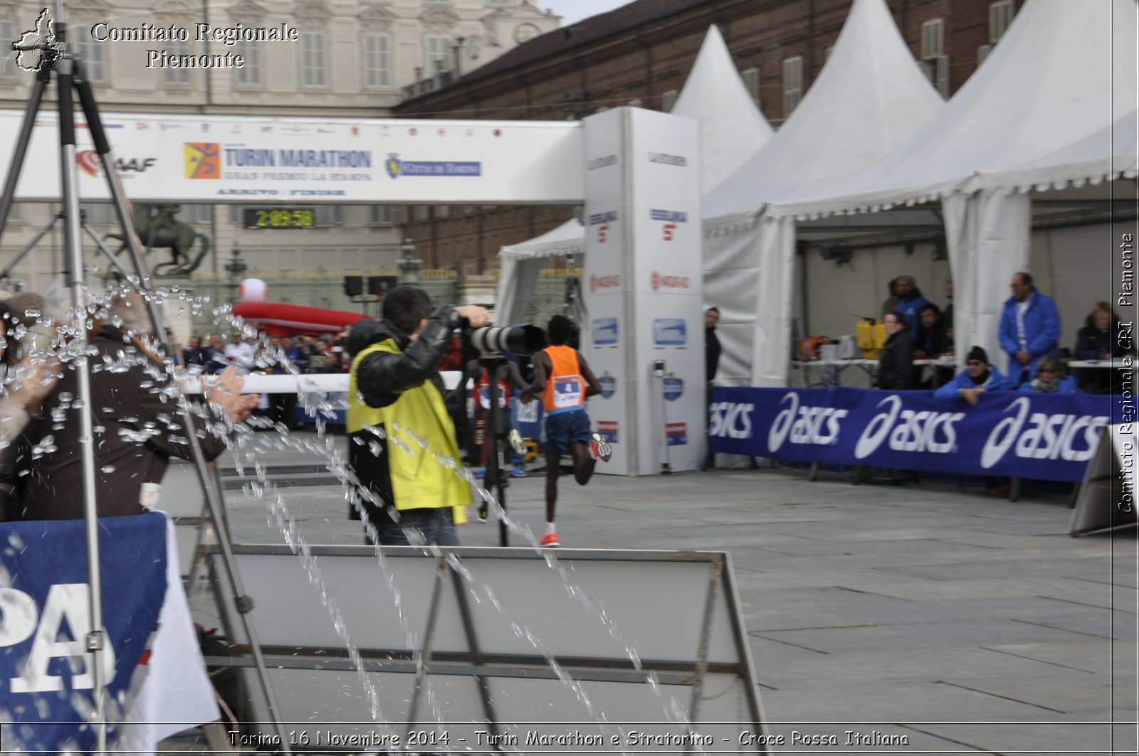 Torino 16 Novembre 2014 - Turin Marathon e Stratorino - Croce Rossa Italiana- Comitato Regionale del Piemonte