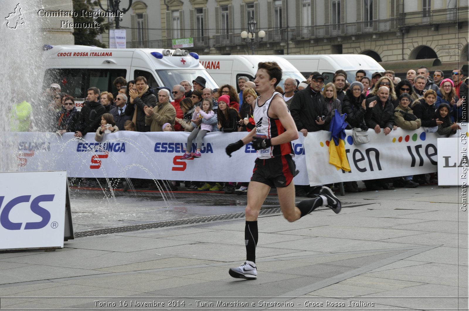 Torino 16 Novembre 2014 - Turin Marathon e Stratorino - Croce Rossa Italiana- Comitato Regionale del Piemonte