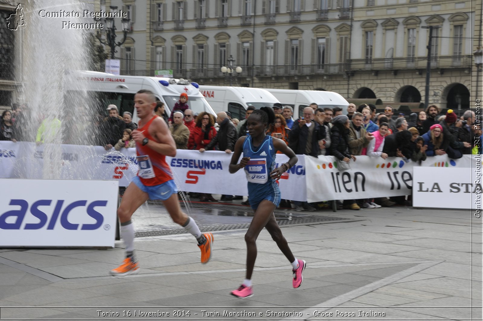 Torino 16 Novembre 2014 - Turin Marathon e Stratorino - Croce Rossa Italiana- Comitato Regionale del Piemonte