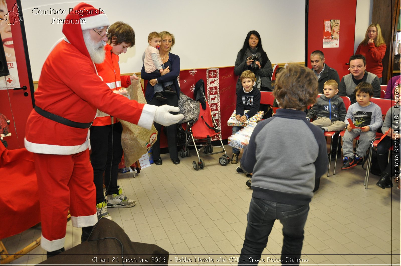 Chieri 21 Dicembre 2014 - Babbo Natale alla CRI - Croce Rossa Italiana- Comitato Regionale del Piemonte