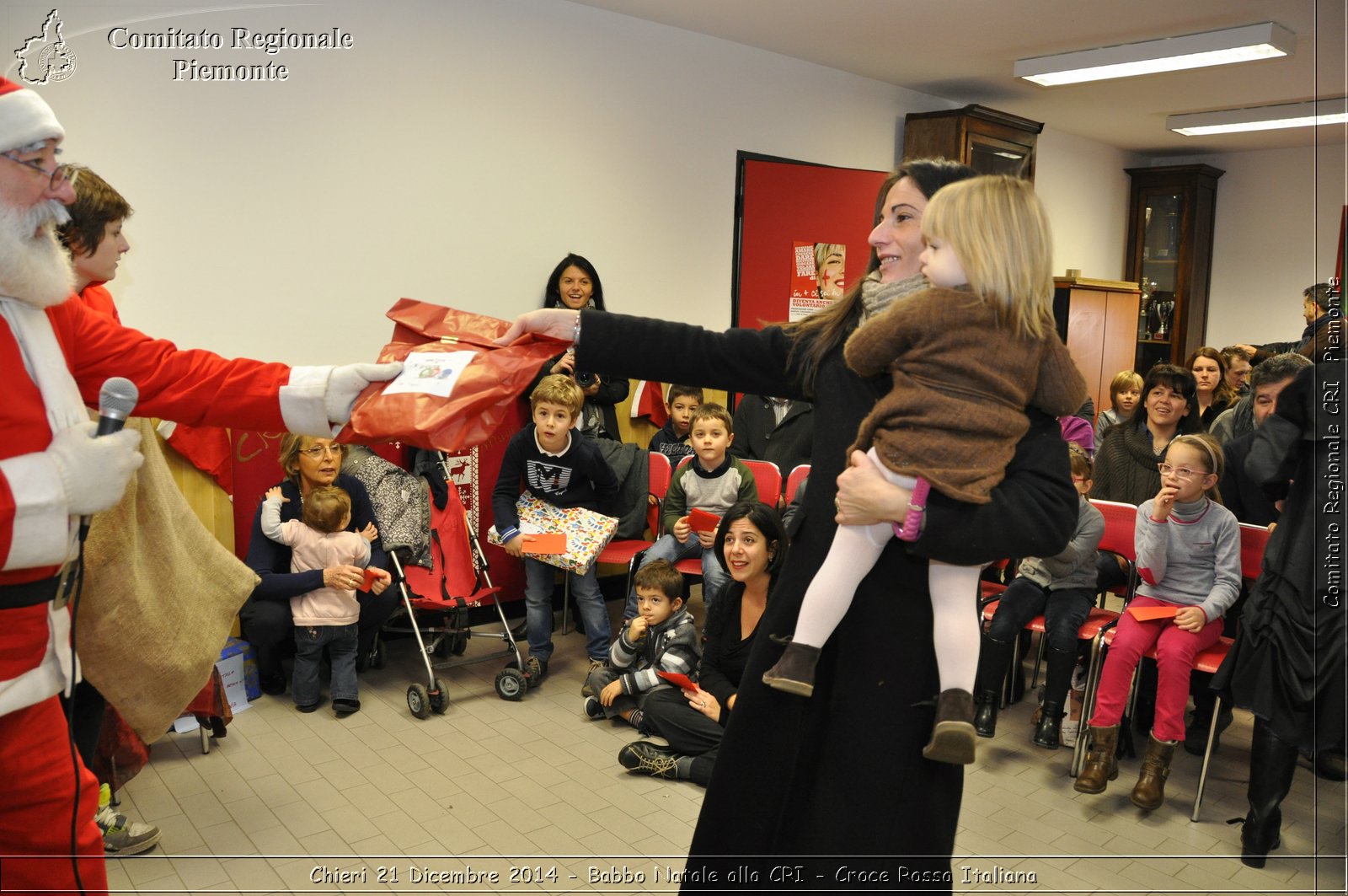 Chieri 21 Dicembre 2014 - Babbo Natale alla CRI - Croce Rossa Italiana- Comitato Regionale del Piemonte