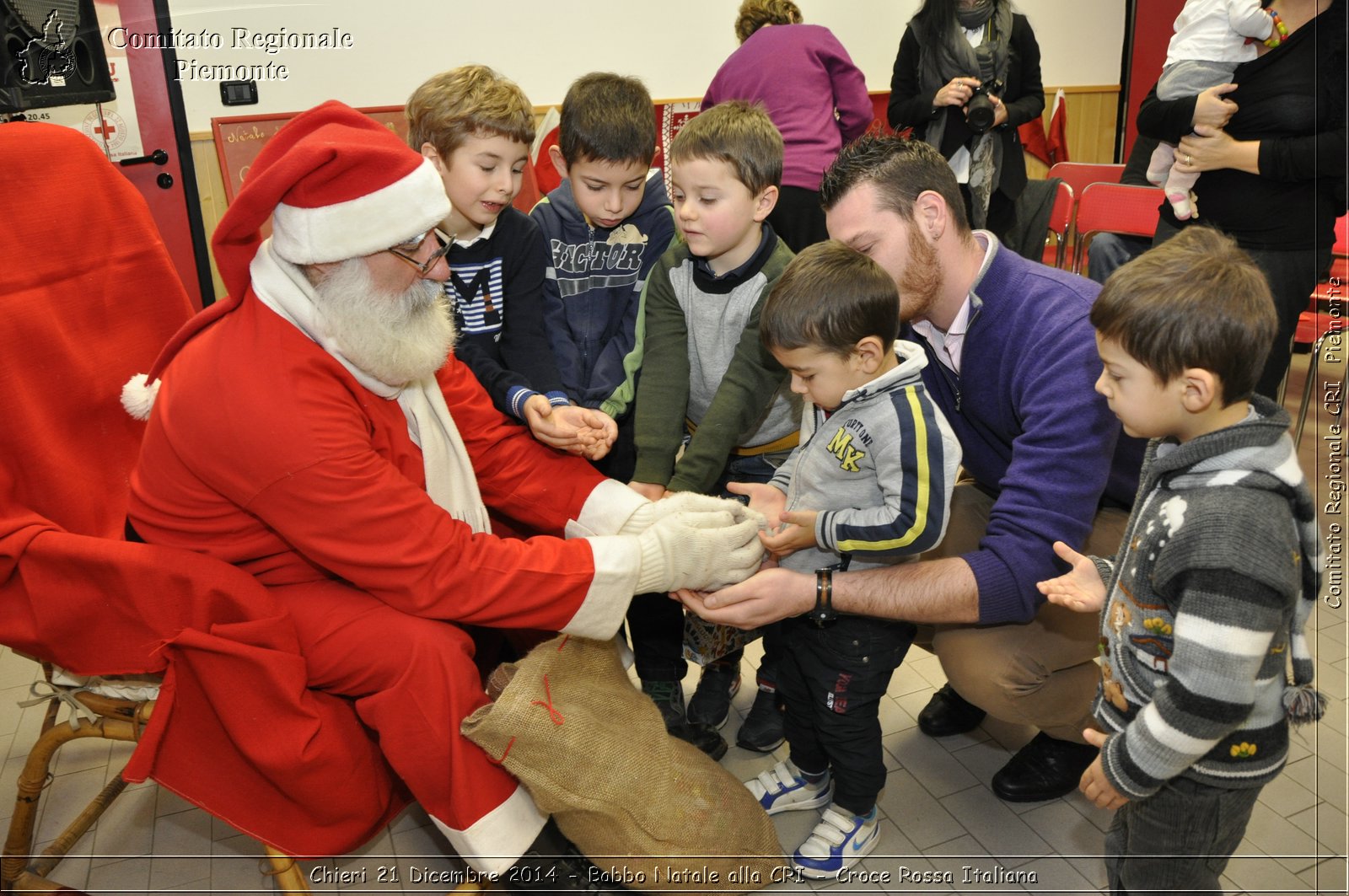 Chieri 21 Dicembre 2014 - Babbo Natale alla CRI - Croce Rossa Italiana- Comitato Regionale del Piemonte