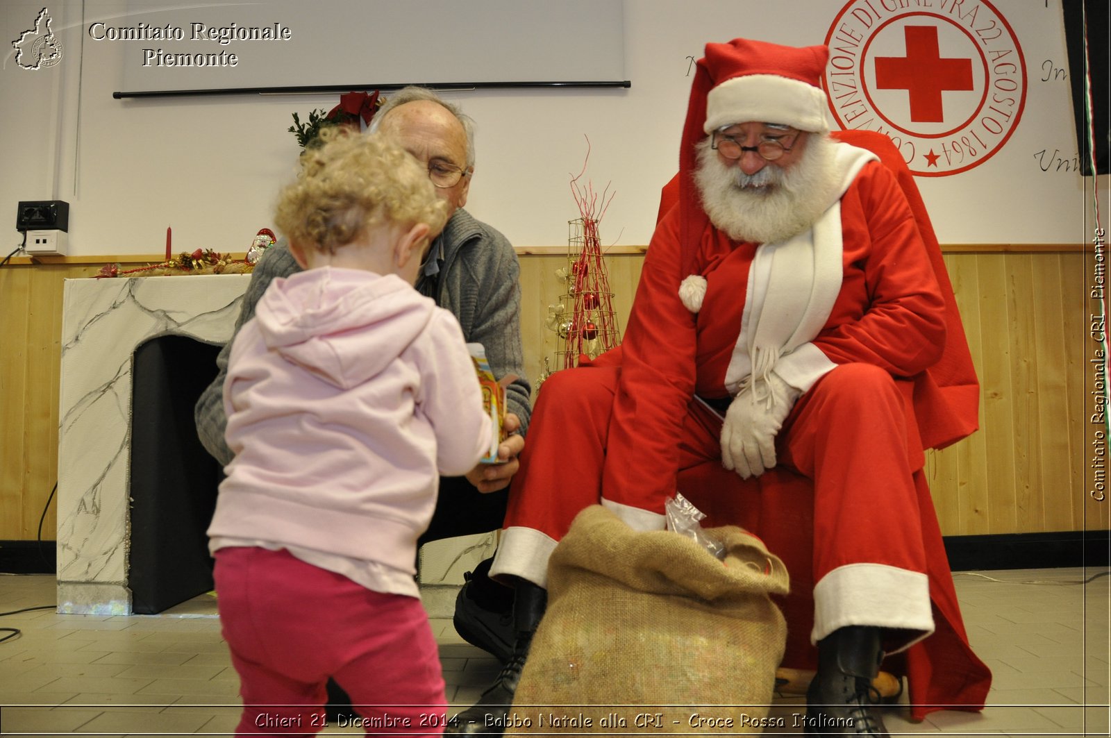 Chieri 21 Dicembre 2014 - Babbo Natale alla CRI - Croce Rossa Italiana- Comitato Regionale del Piemonte