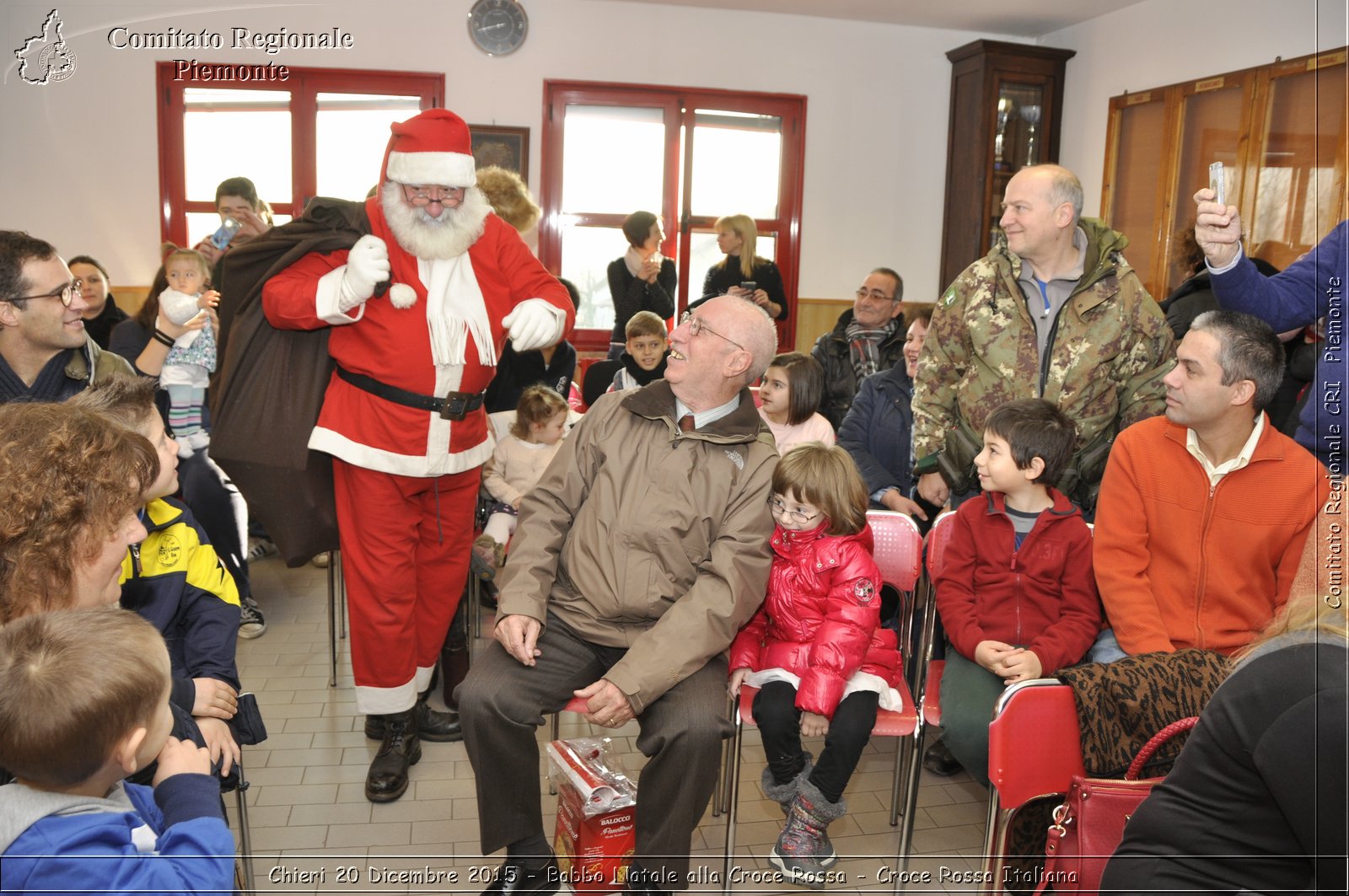 Chieri 20 Dicembre 2015 - Babbo Natale alla Croce Rossa - Croce Rossa Italiana- Comitato Regionale del Piemonte