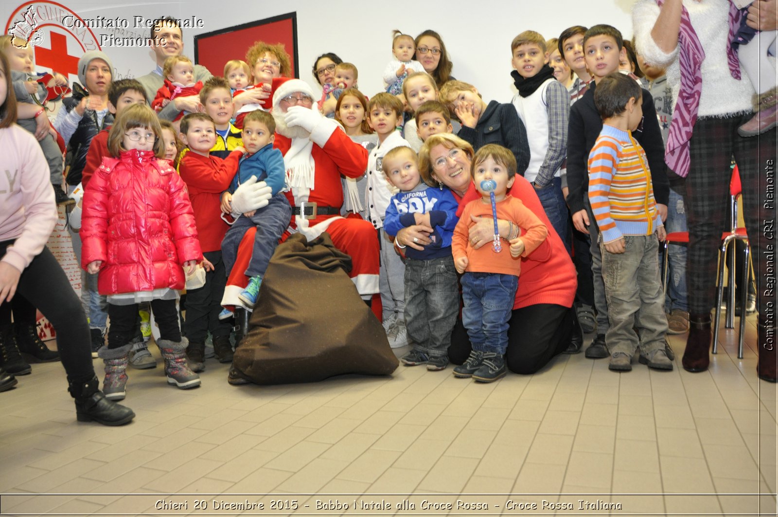 Chieri 20 Dicembre 2015 - Babbo Natale alla Croce Rossa - Croce Rossa Italiana- Comitato Regionale del Piemonte