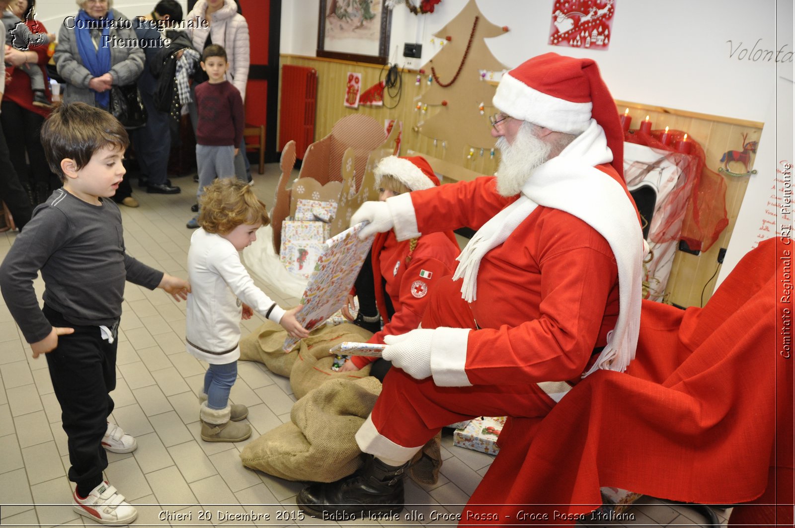 Chieri 20 Dicembre 2015 - Babbo Natale alla Croce Rossa - Croce Rossa Italiana- Comitato Regionale del Piemonte