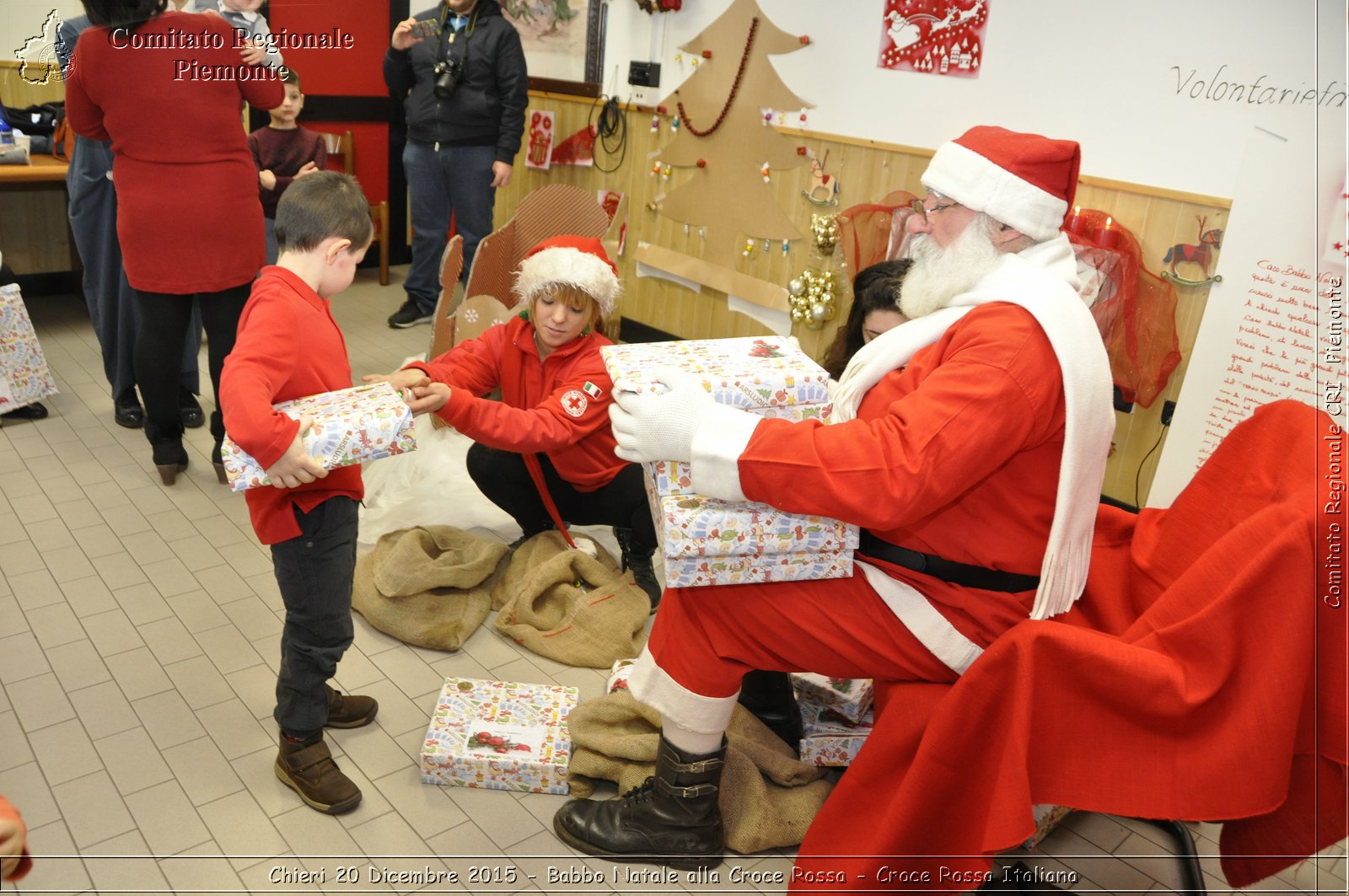 Chieri 20 Dicembre 2015 - Babbo Natale alla Croce Rossa - Croce Rossa Italiana- Comitato Regionale del Piemonte