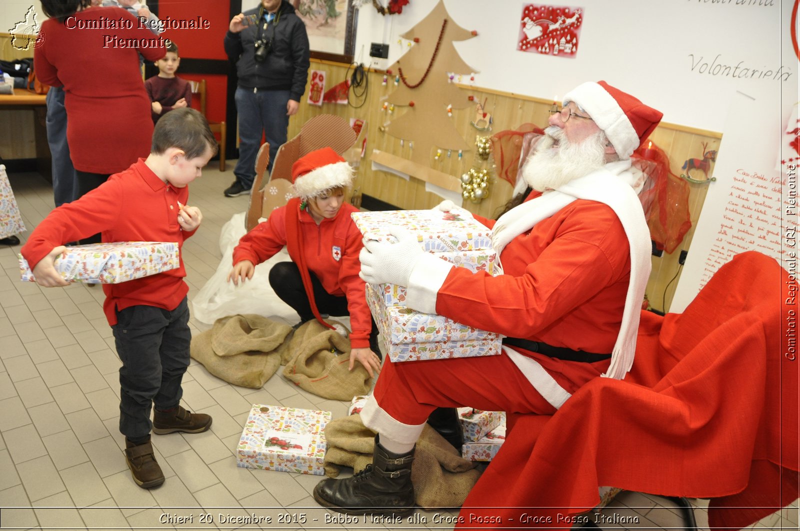 Chieri 20 Dicembre 2015 - Babbo Natale alla Croce Rossa - Croce Rossa Italiana- Comitato Regionale del Piemonte