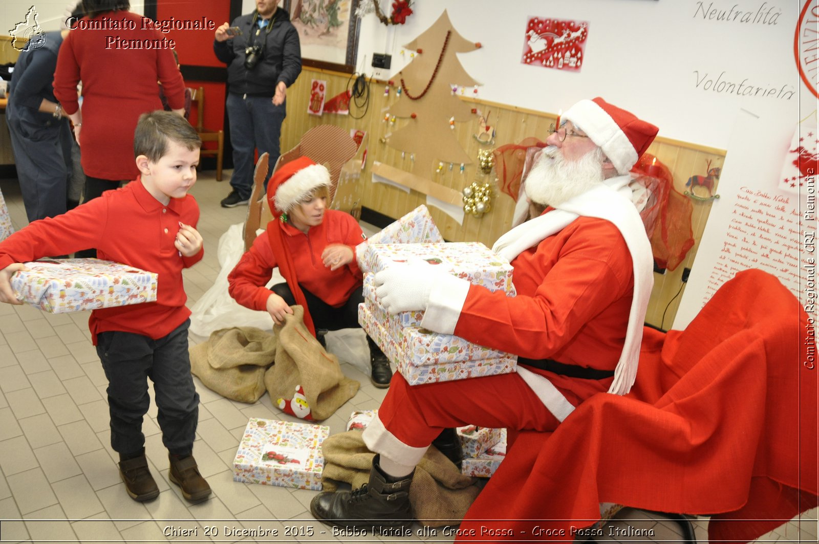 Chieri 20 Dicembre 2015 - Babbo Natale alla Croce Rossa - Croce Rossa Italiana- Comitato Regionale del Piemonte