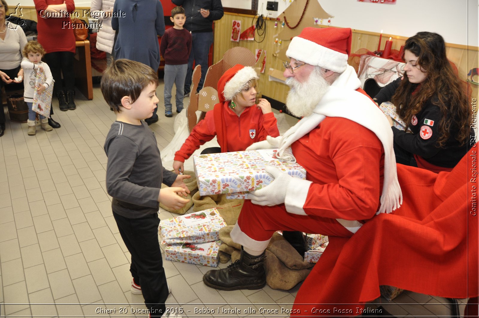 Chieri 20 Dicembre 2015 - Babbo Natale alla Croce Rossa - Croce Rossa Italiana- Comitato Regionale del Piemonte