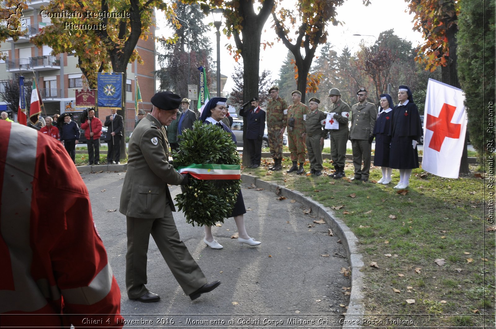 Chieri 4  Novembre 2016 - Monumento ai Caduti Corpo Militare Cri - Croce Rossa Italiana- Comitato Regionale del Piemonte