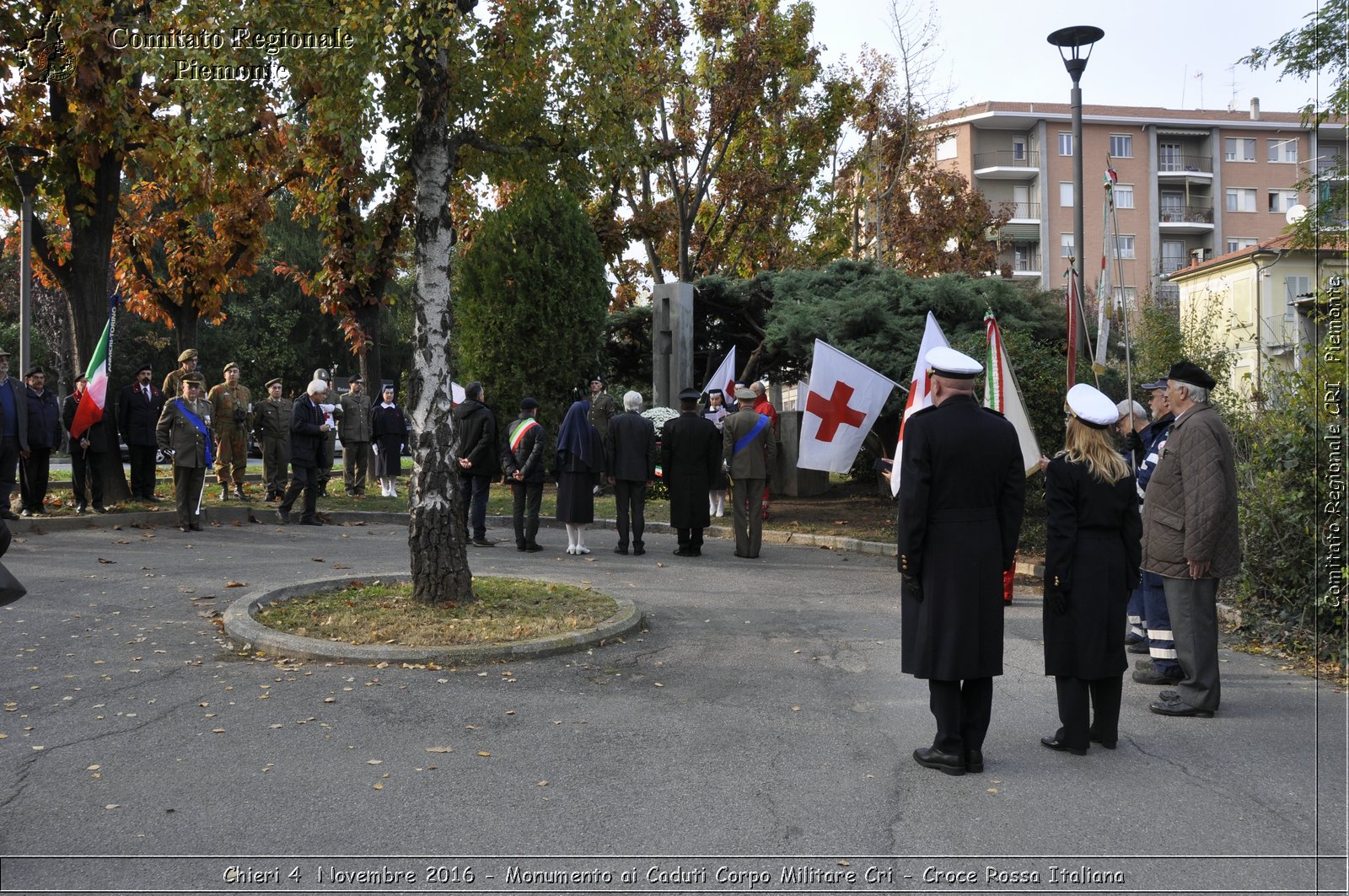 Chieri 4  Novembre 2016 - Monumento ai Caduti Corpo Militare Cri - Croce Rossa Italiana- Comitato Regionale del Piemonte