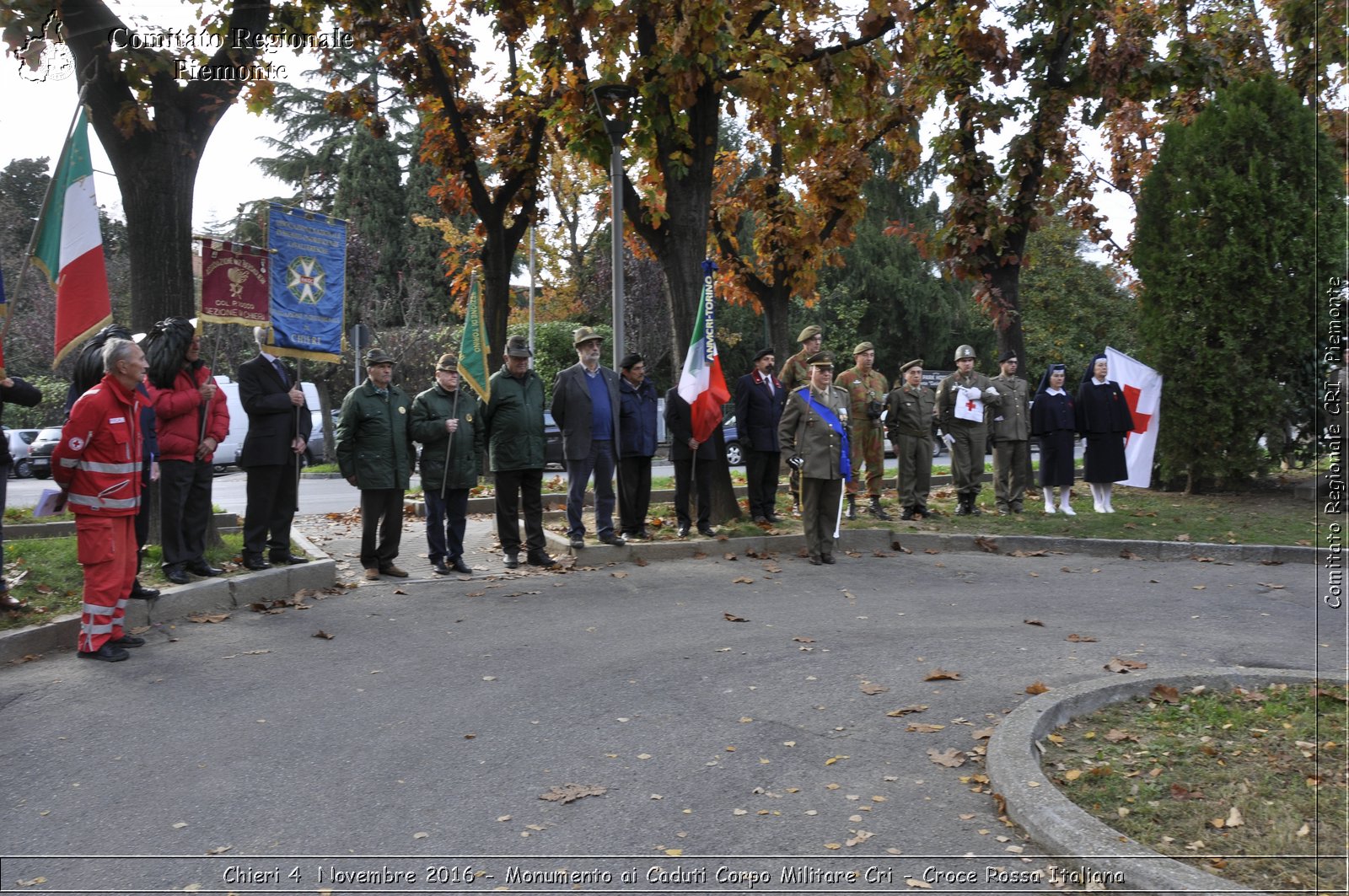 Chieri 4  Novembre 2016 - Monumento ai Caduti Corpo Militare Cri - Croce Rossa Italiana- Comitato Regionale del Piemonte