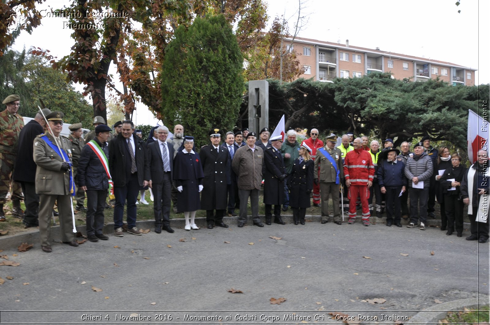 Chieri 4  Novembre 2016 - Monumento ai Caduti Corpo Militare Cri - Croce Rossa Italiana- Comitato Regionale del Piemonte