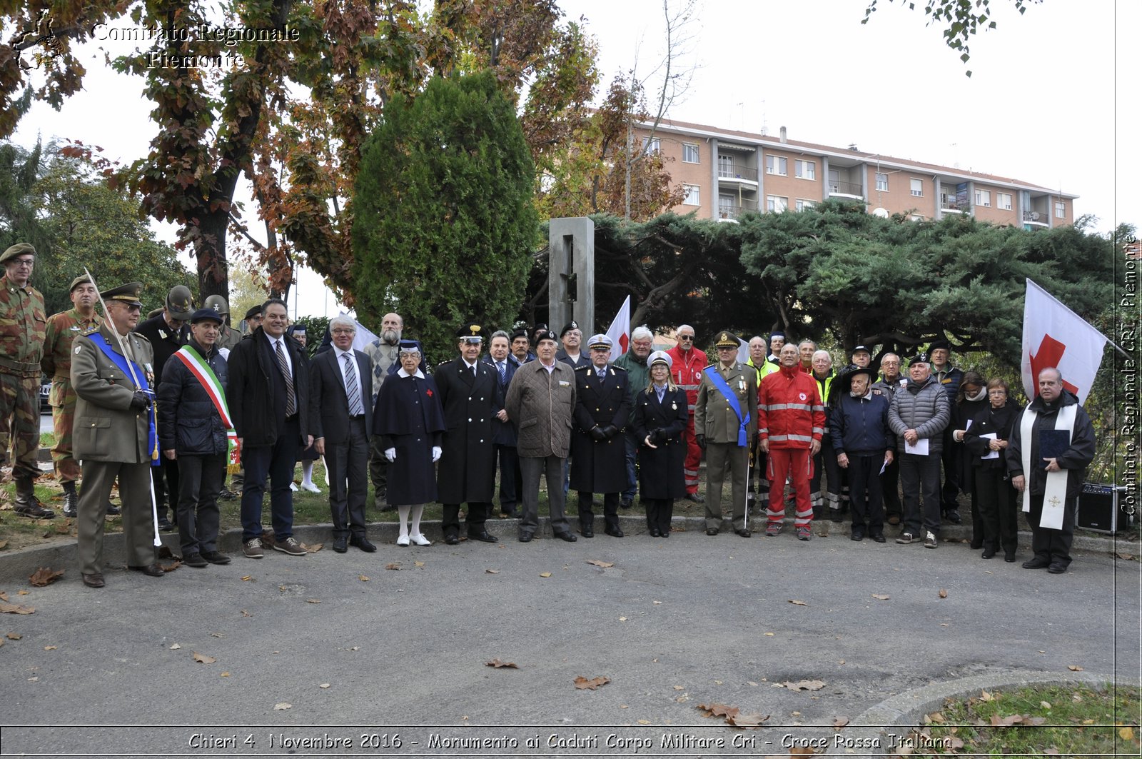 Chieri 4  Novembre 2016 - Monumento ai Caduti Corpo Militare Cri - Croce Rossa Italiana- Comitato Regionale del Piemonte