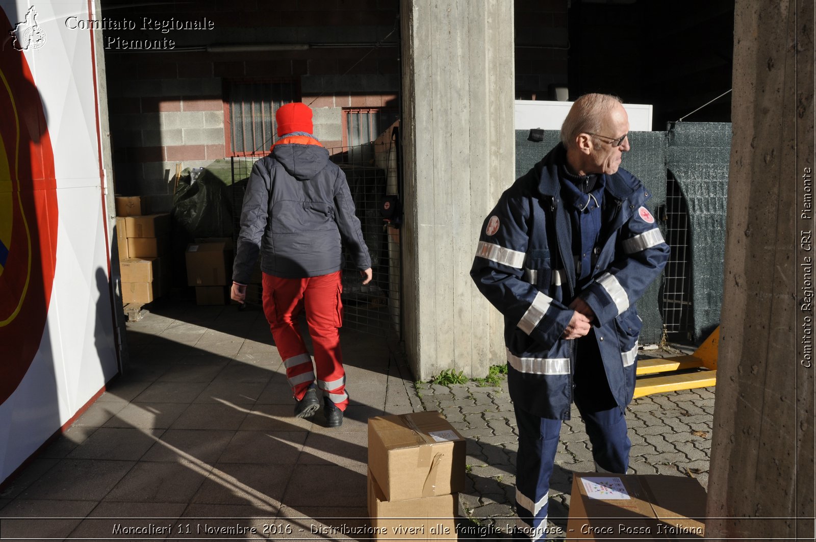 Moncalieri 11 Novembre 2016 - Distribuzione viveri alle famiglie bisognose - Croce Rossa Italiana- Comitato Regionale del Piemonte