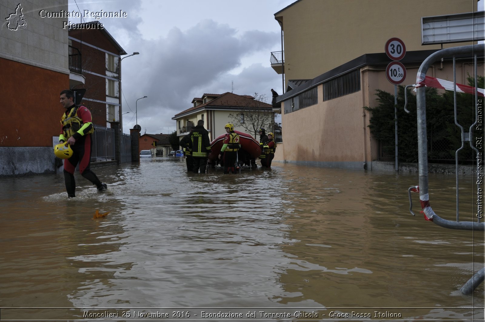 Moncalieri 25 Novembre 2016 - Esondazione del Torrente Chisola - Croce Rossa Italiana- Comitato Regionale del Piemonte