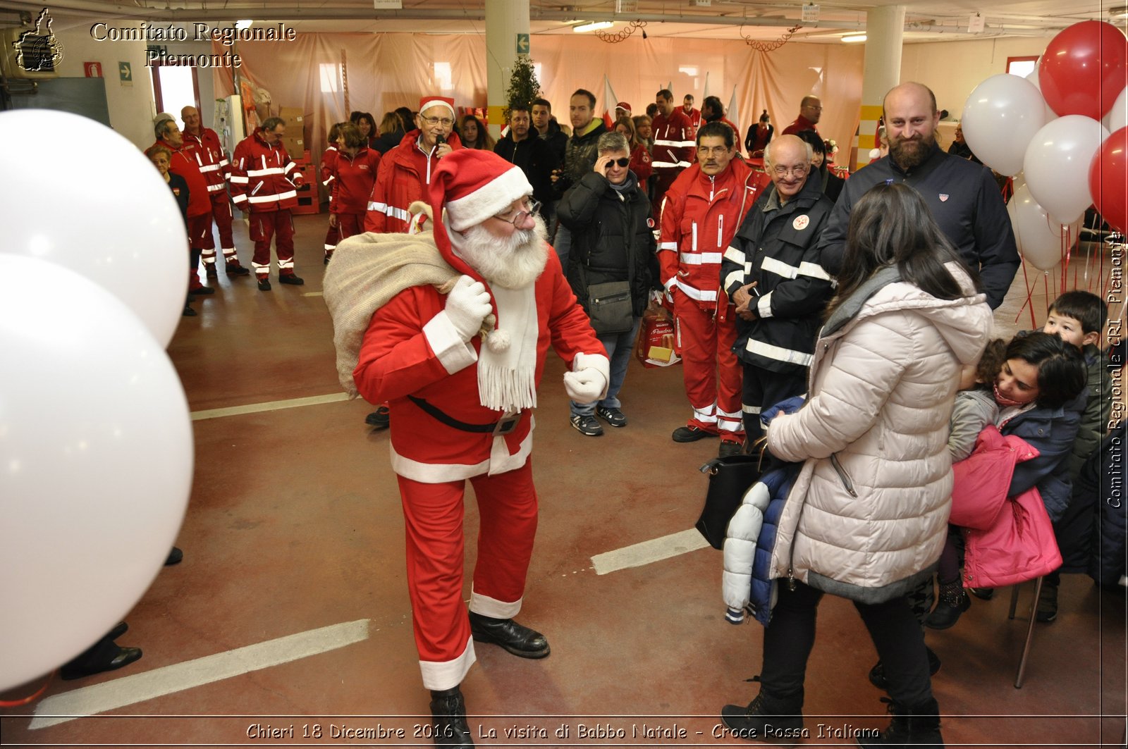 Chieri 18 Dicembre 2016 - La visita di Babbo Natale - Croce Rossa Italiana- Comitato Regionale del Piemonte