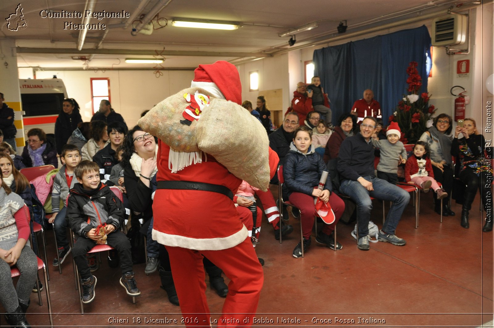 Chieri 18 Dicembre 2016 - La visita di Babbo Natale - Croce Rossa Italiana- Comitato Regionale del Piemonte