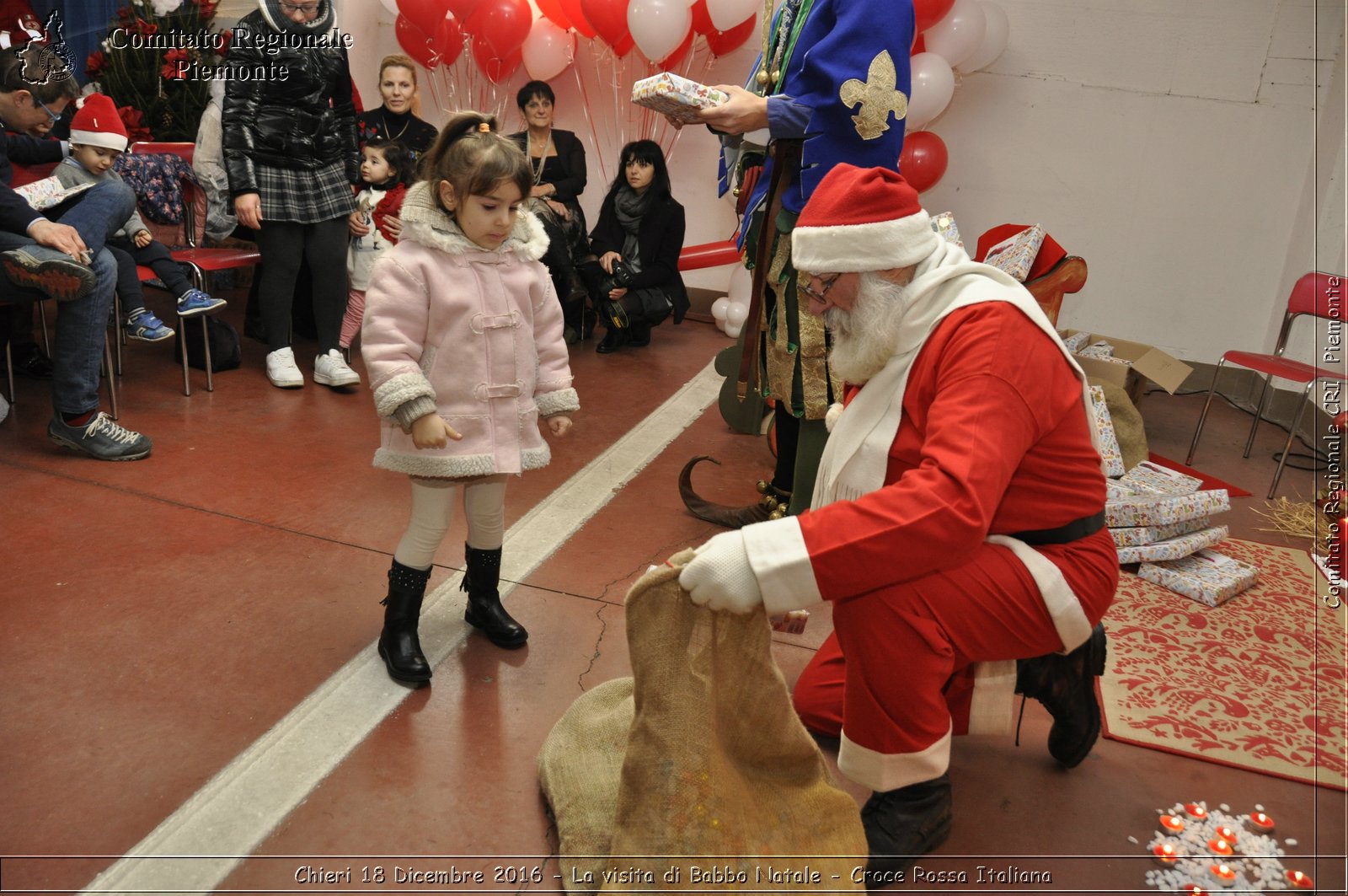 Chieri 18 Dicembre 2016 - La visita di Babbo Natale - Croce Rossa Italiana- Comitato Regionale del Piemonte