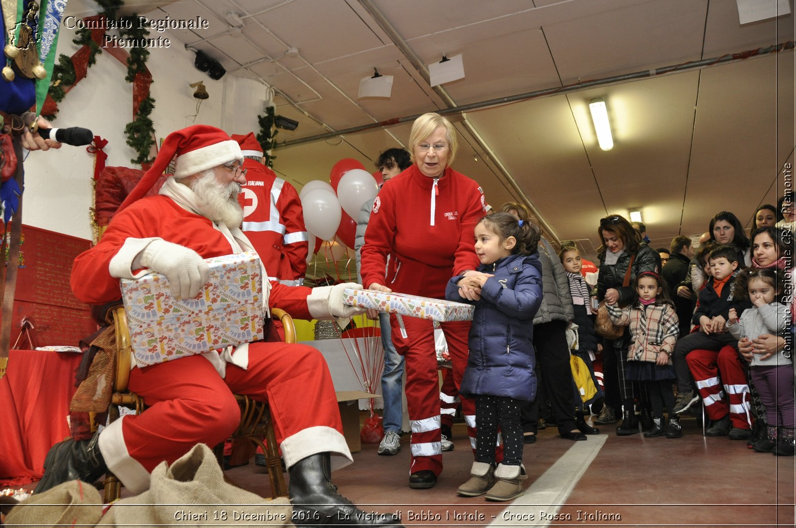 Chieri 18 Dicembre 2016 - La visita di Babbo Natale - Croce Rossa Italiana- Comitato Regionale del Piemonte