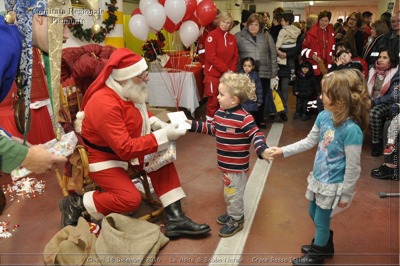 Chieri 18 Dicembre 2016 - La visita di Babbo Natale - Croce Rossa Italiana- Comitato Regionale del Piemonte