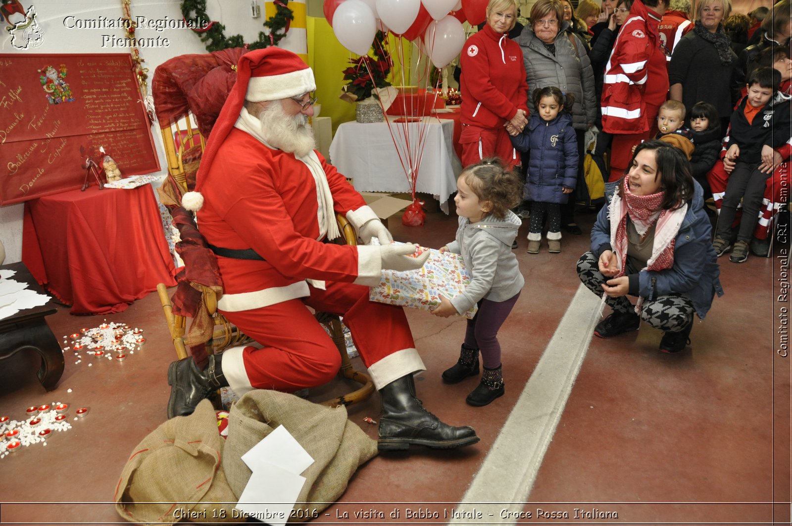 Chieri 18 Dicembre 2016 - La visita di Babbo Natale - Croce Rossa Italiana- Comitato Regionale del Piemonte