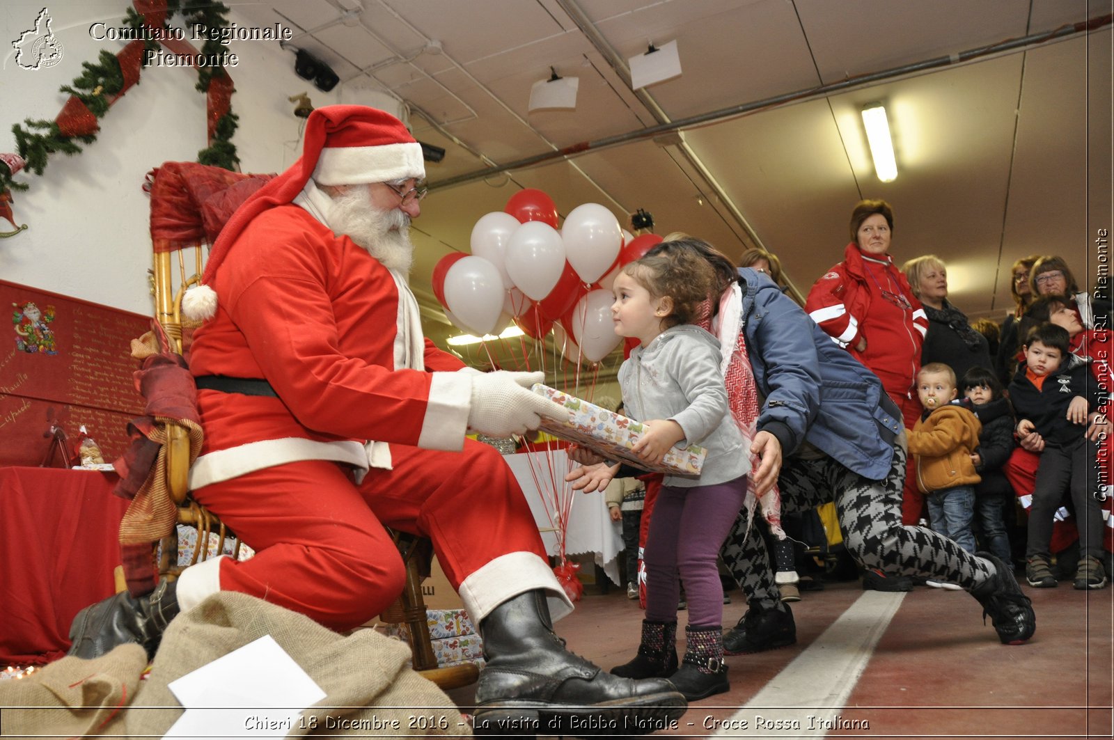 Chieri 18 Dicembre 2016 - La visita di Babbo Natale - Croce Rossa Italiana- Comitato Regionale del Piemonte