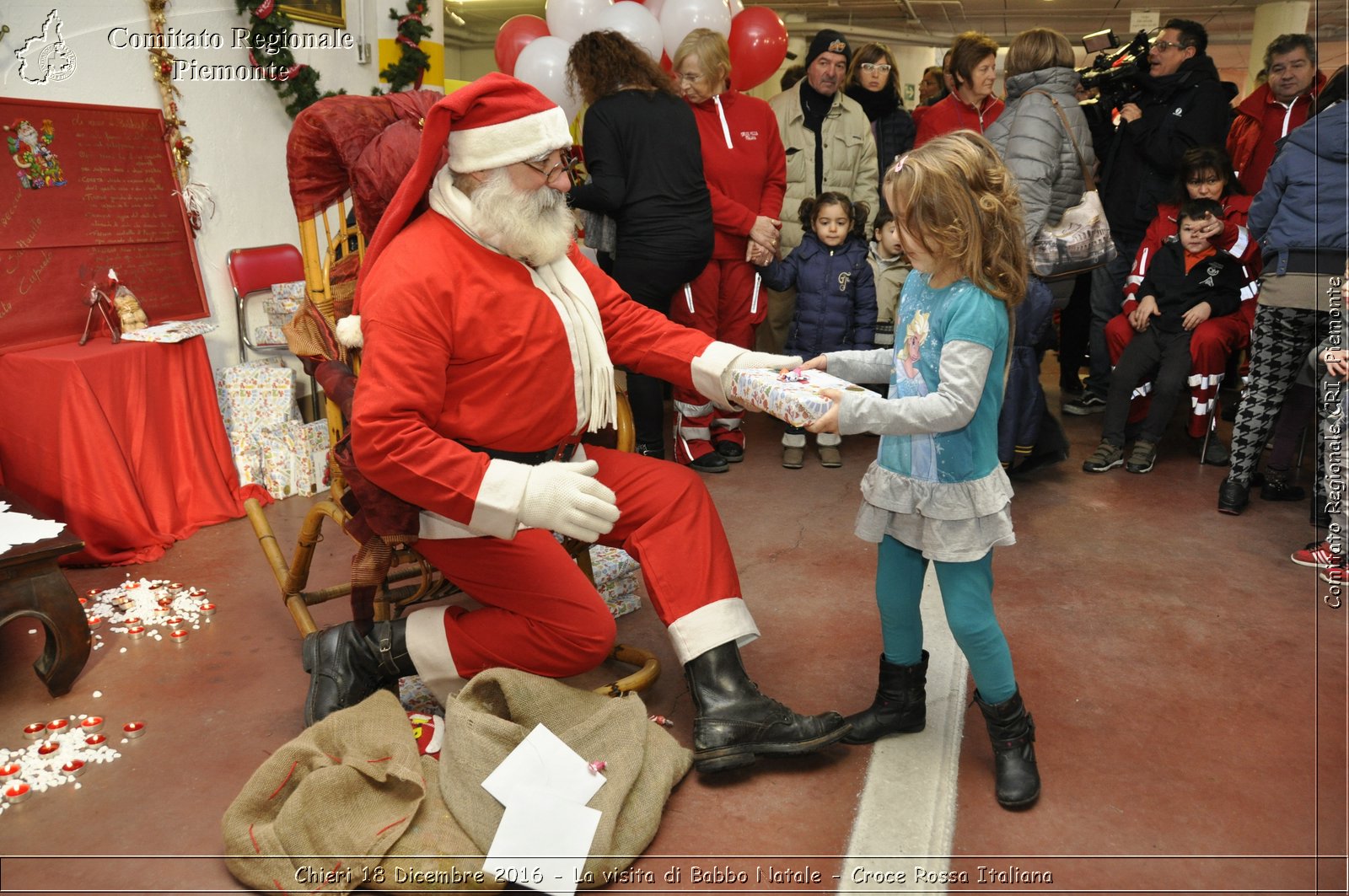 Chieri 18 Dicembre 2016 - La visita di Babbo Natale - Croce Rossa Italiana- Comitato Regionale del Piemonte