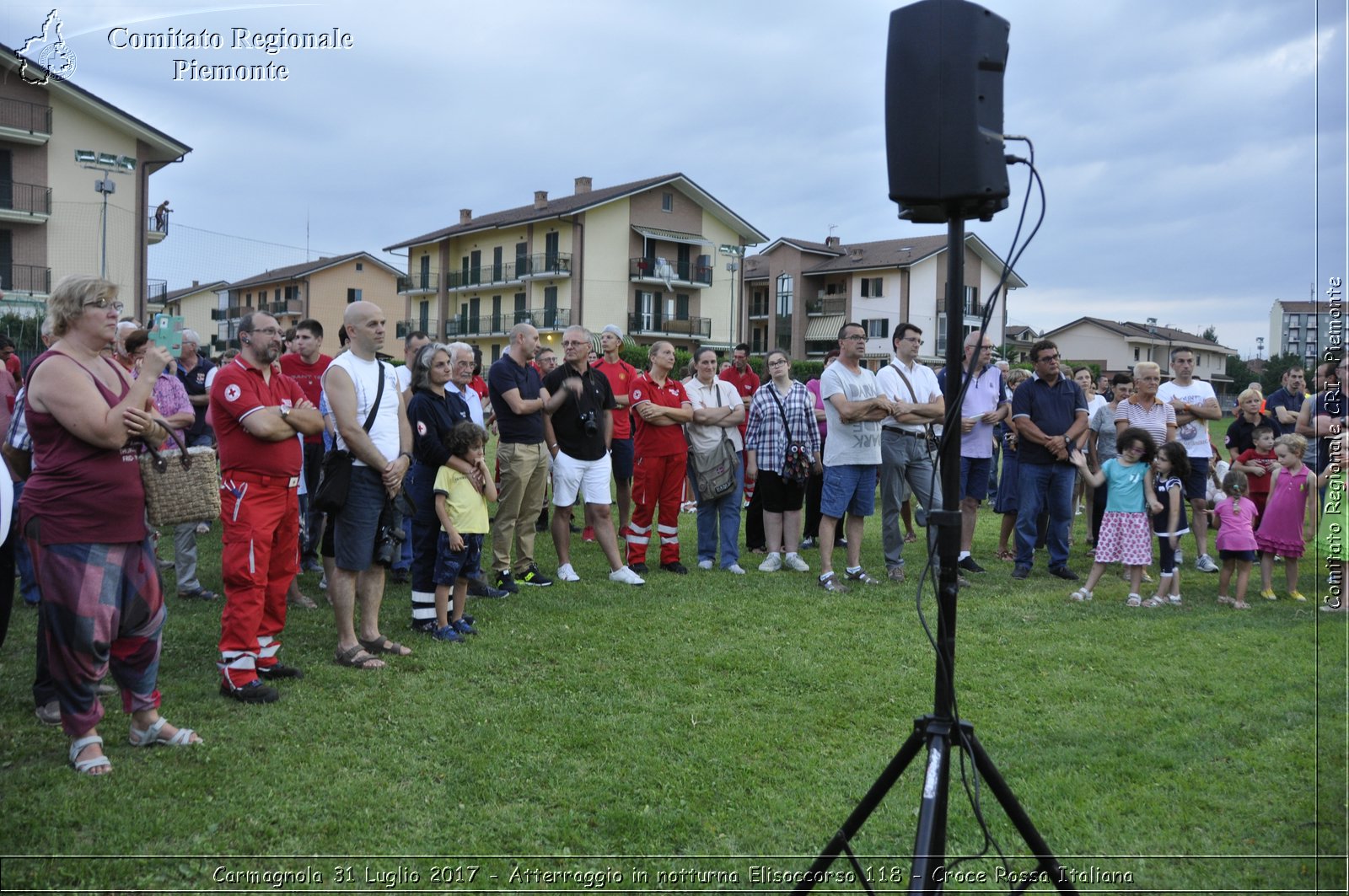 Carmagnola 31 Luglio 2017 - Atterraggio in notturna Elisoccorso 118 - Croce Rossa Italiana- Comitato Regionale del Piemonte