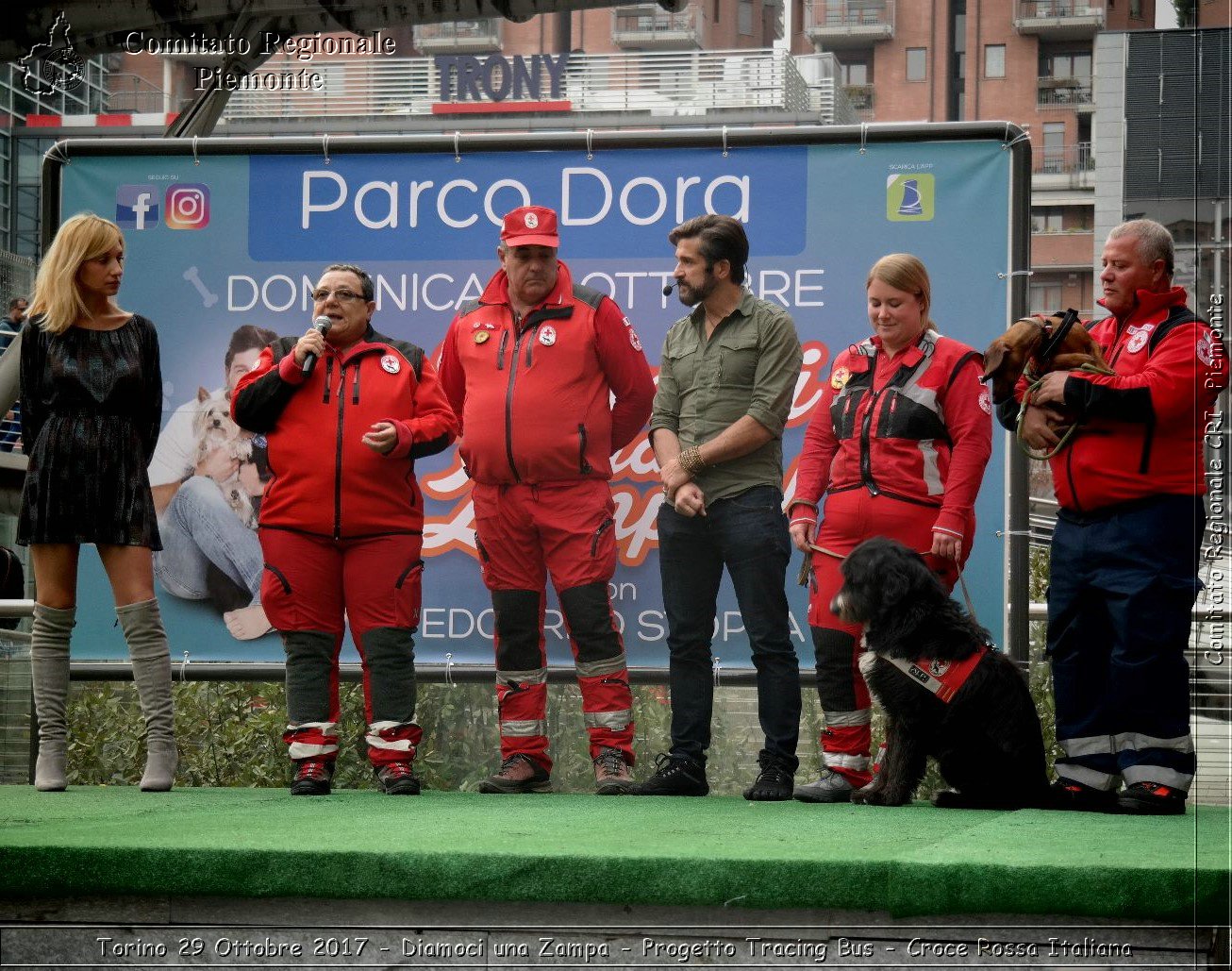 Torino 29 Ottobre 2017 - Diamoci una Zampa - Progetto Tracing Bus - Croce Rossa Italiana- Comitato Regionale del Piemonte