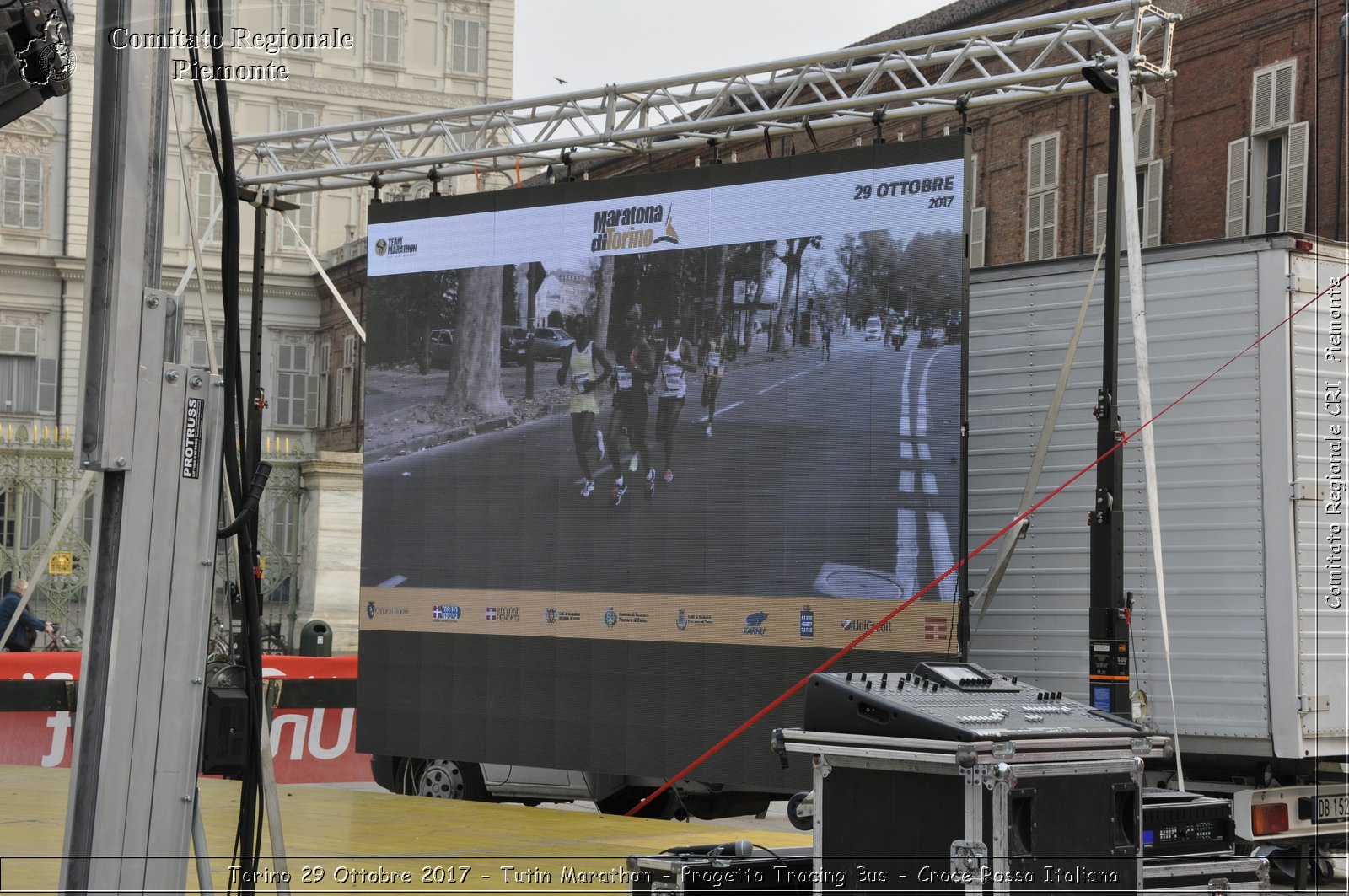 Torino 29 Ottobre 2017 - Turin Marathon - Progetto Tracing Bus - Croce Rossa Italiana- Comitato Regionale del Piemonte