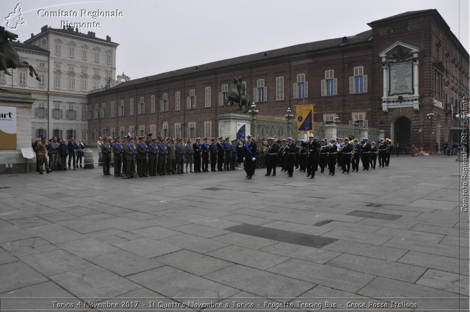 Torino 4 Novembre 2017 - Il Quattro Novembre a Torino - Progetto Tracing Bus - Croce Rossa Italiana- Comitato Regionale del Piemonte