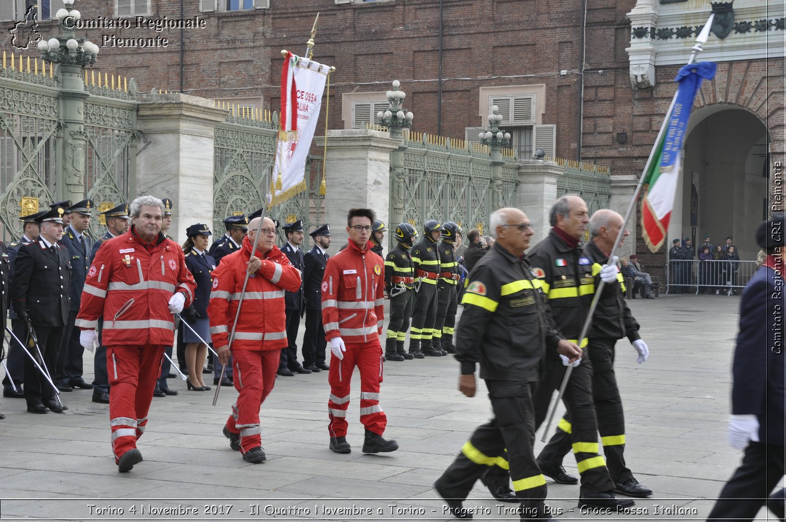 Torino 4 Novembre 2017 - Il Quattro Novembre a Torino - Progetto Tracing Bus - Croce Rossa Italiana- Comitato Regionale del Piemonte