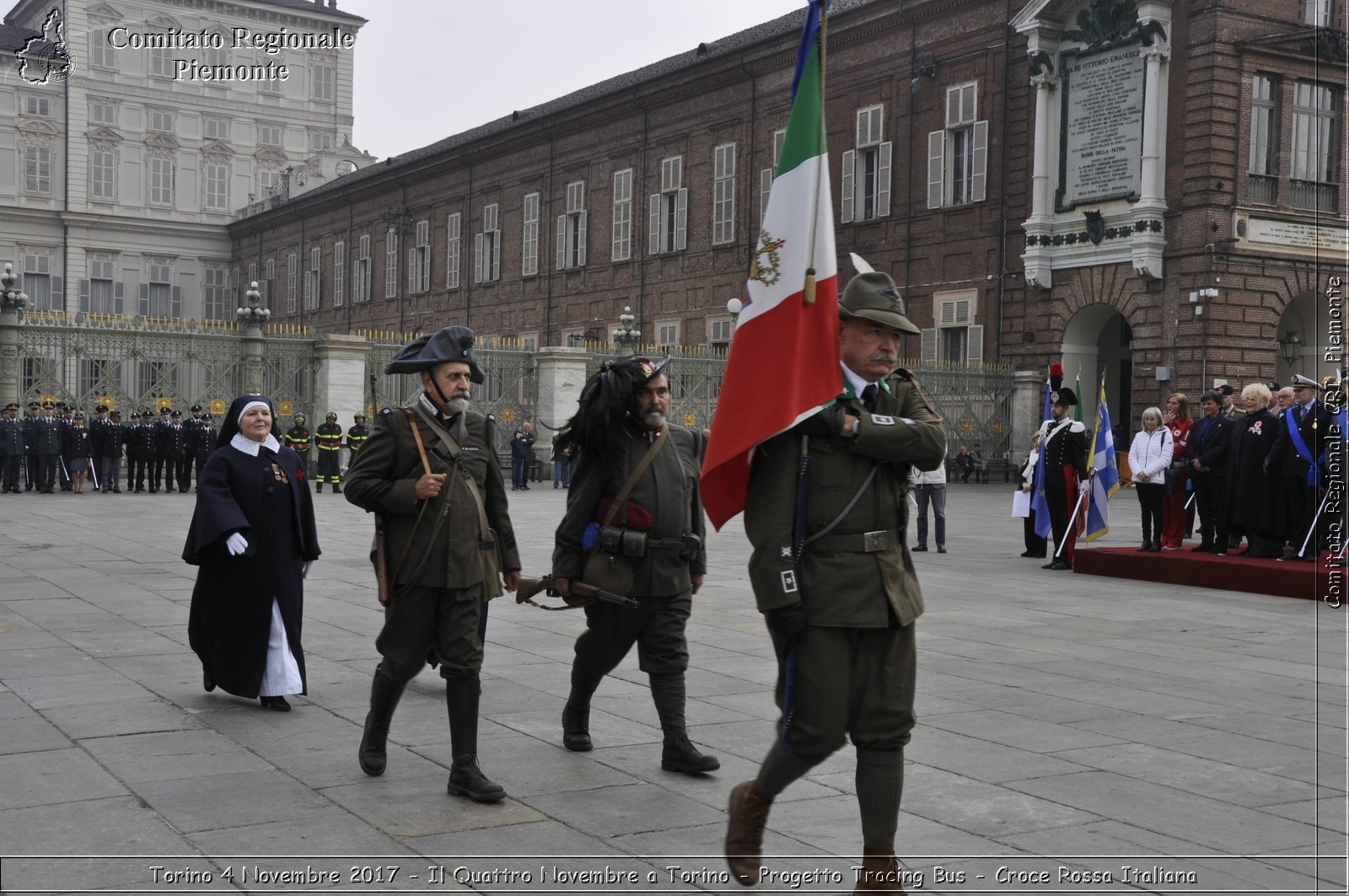 Torino 4 Novembre 2017 - Il Quattro Novembre a Torino - Progetto Tracing Bus - Croce Rossa Italiana- Comitato Regionale del Piemonte