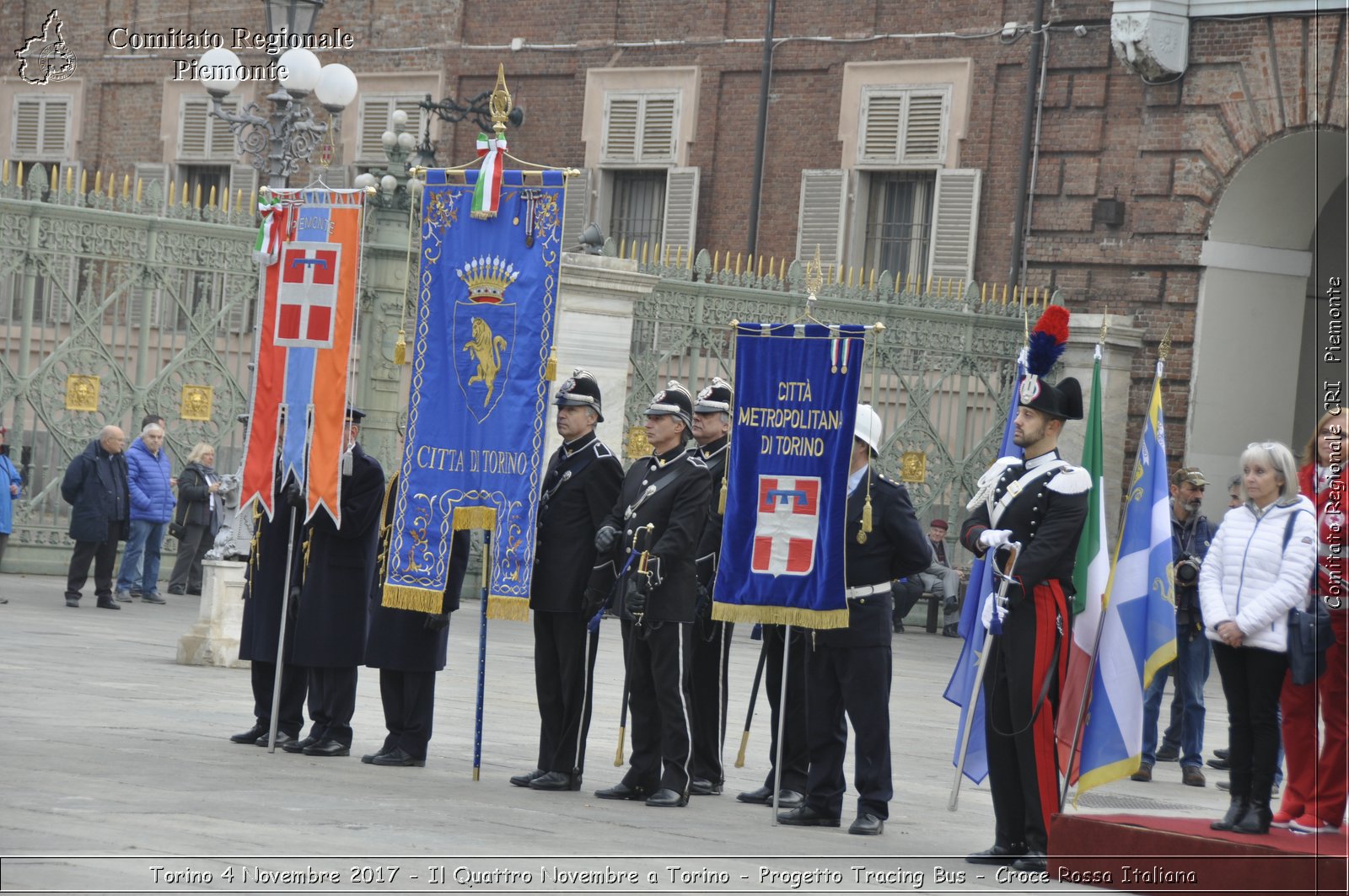 Torino 4 Novembre 2017 - Il Quattro Novembre a Torino - Progetto Tracing Bus - Croce Rossa Italiana- Comitato Regionale del Piemonte