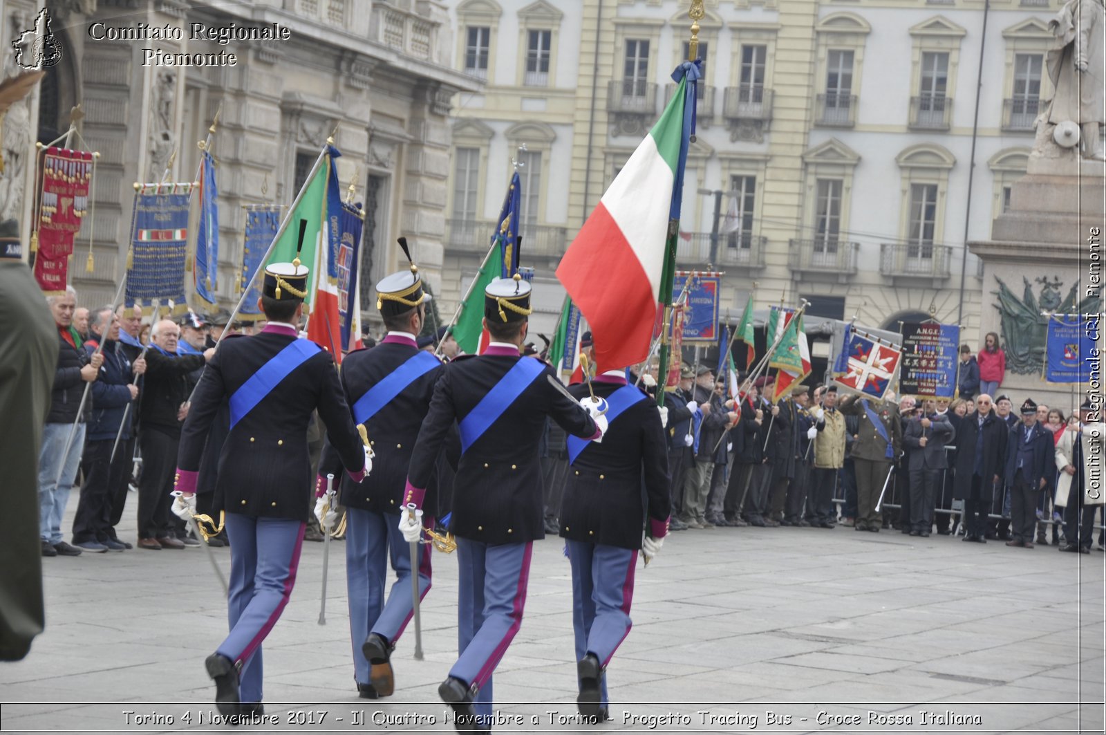 Torino 4 Novembre 2017 - Il Quattro Novembre a Torino - Progetto Tracing Bus - Croce Rossa Italiana- Comitato Regionale del Piemonte