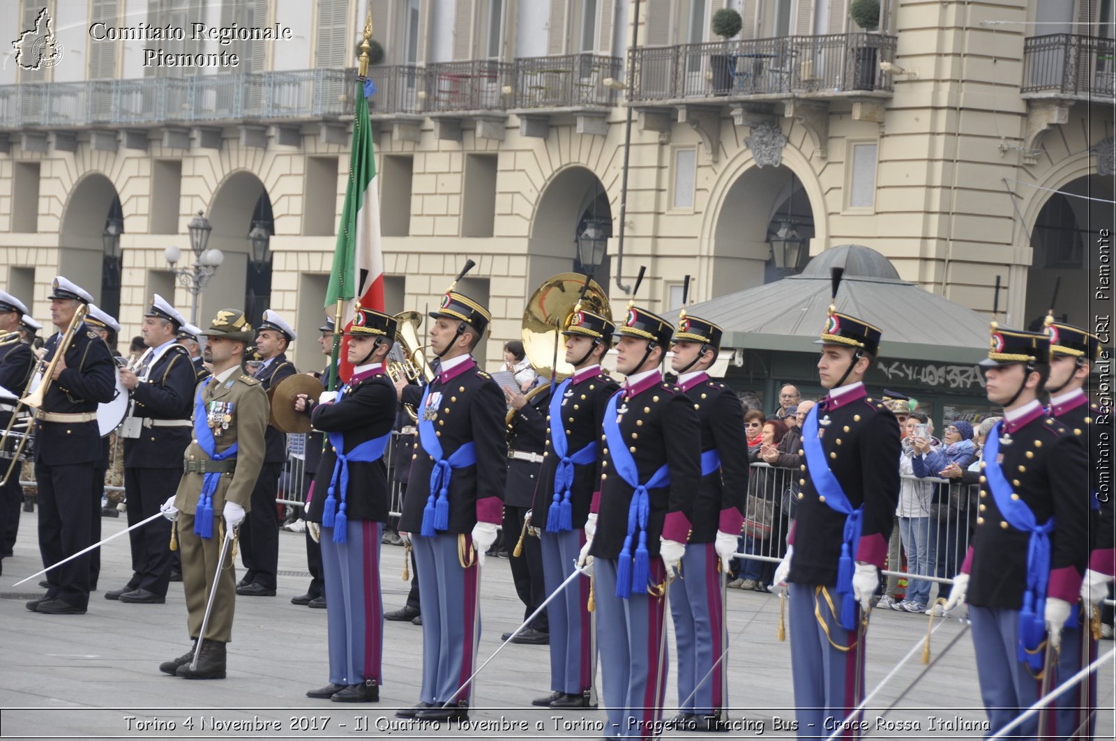 Torino 4 Novembre 2017 - Il Quattro Novembre a Torino - Progetto Tracing Bus - Croce Rossa Italiana- Comitato Regionale del Piemonte