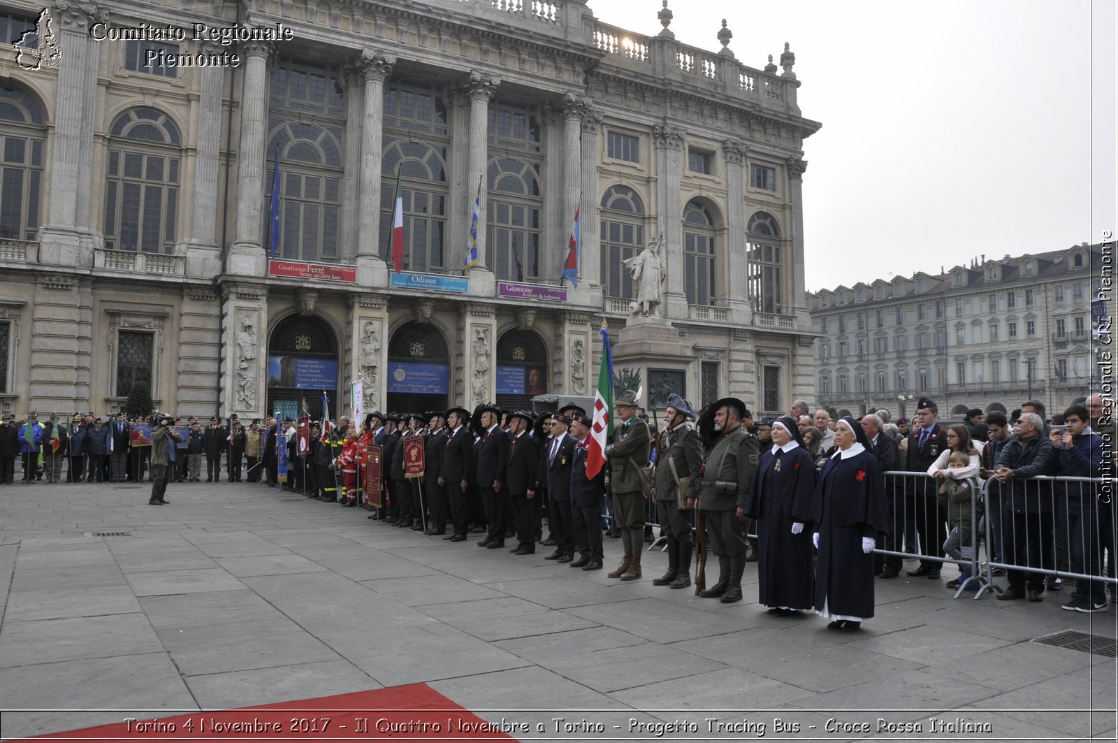 Torino 4 Novembre 2017 - Il Quattro Novembre a Torino - Progetto Tracing Bus - Croce Rossa Italiana- Comitato Regionale del Piemonte