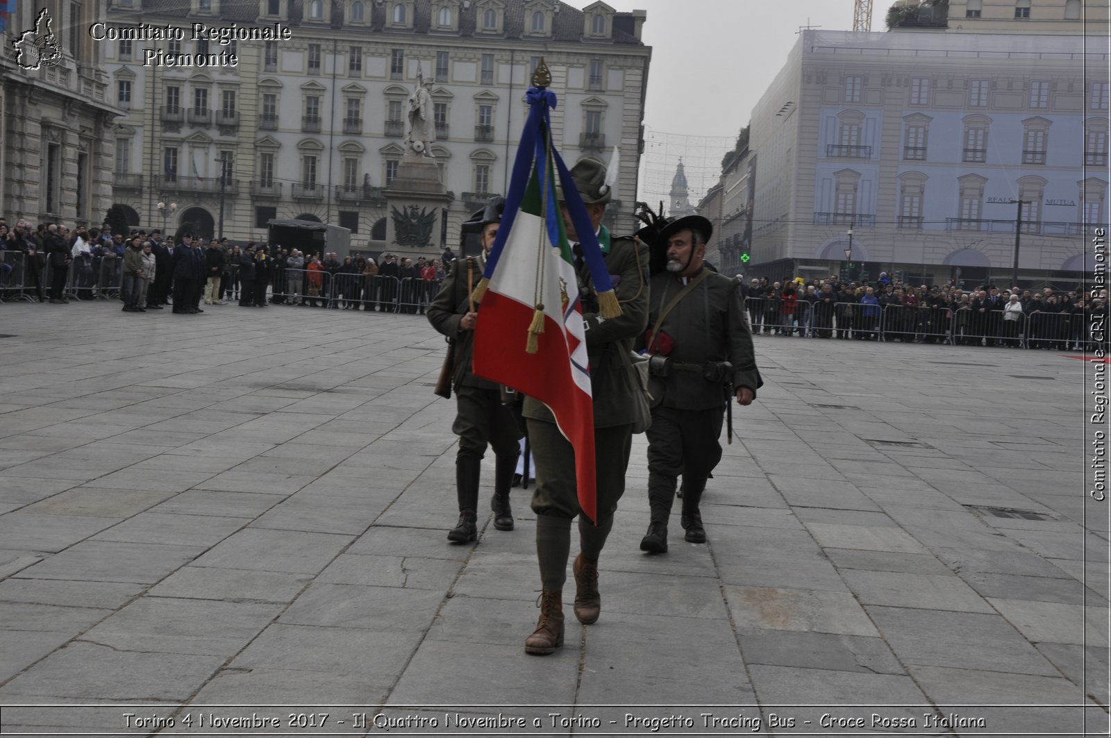 Torino 4 Novembre 2017 - Il Quattro Novembre a Torino - Progetto Tracing Bus - Croce Rossa Italiana- Comitato Regionale del Piemonte