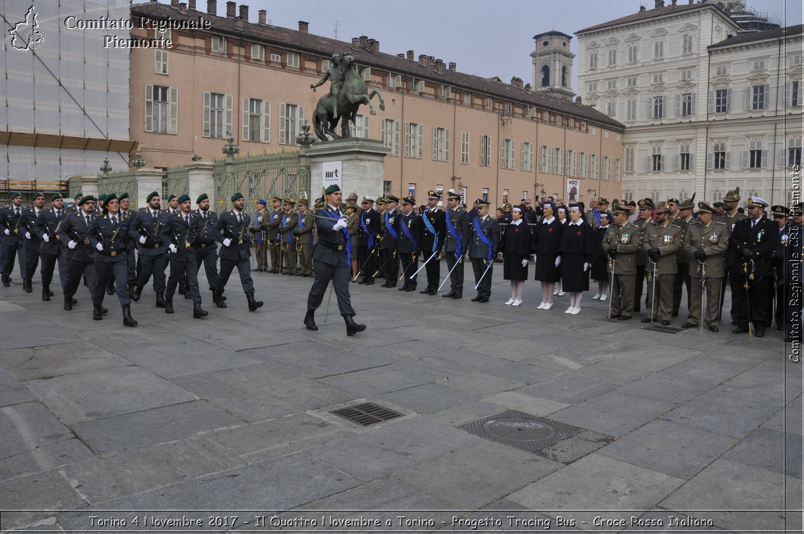 Torino 4 Novembre 2017 - Il Quattro Novembre a Torino - Progetto Tracing Bus - Croce Rossa Italiana- Comitato Regionale del Piemonte